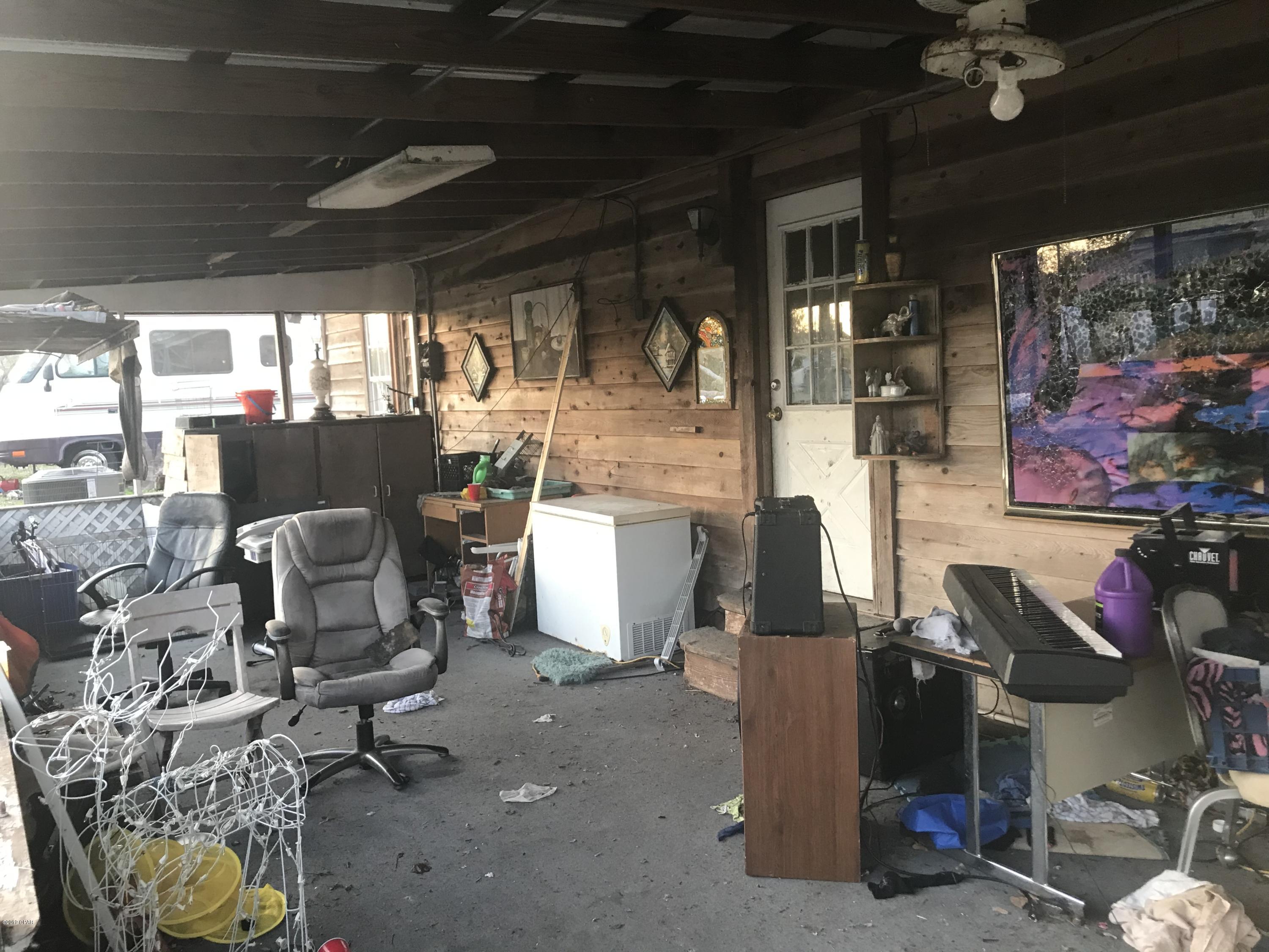 [No Recorded Subdiv] - Residential