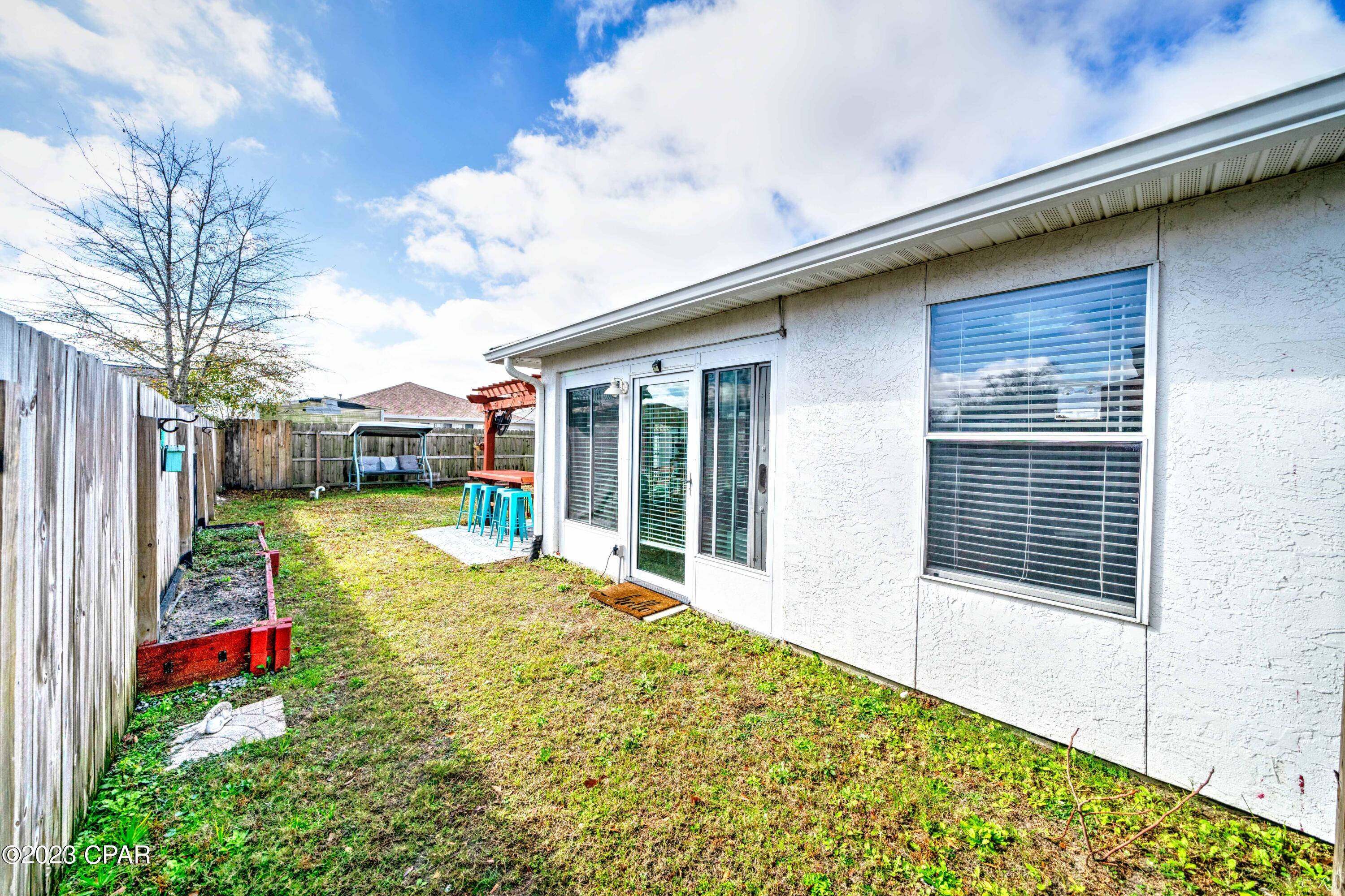 Pine Tree Place Unit 1 - Residential