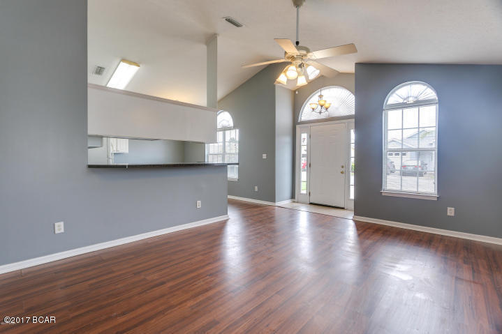 Palm Cove - Residential Lease