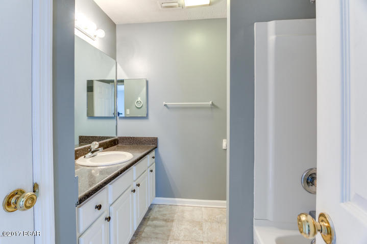 Palm Cove - Residential Lease