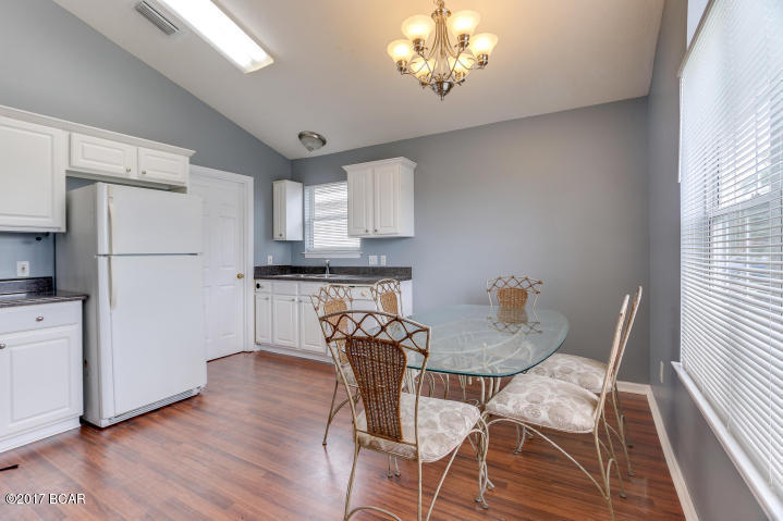 Palm Cove - Residential Lease