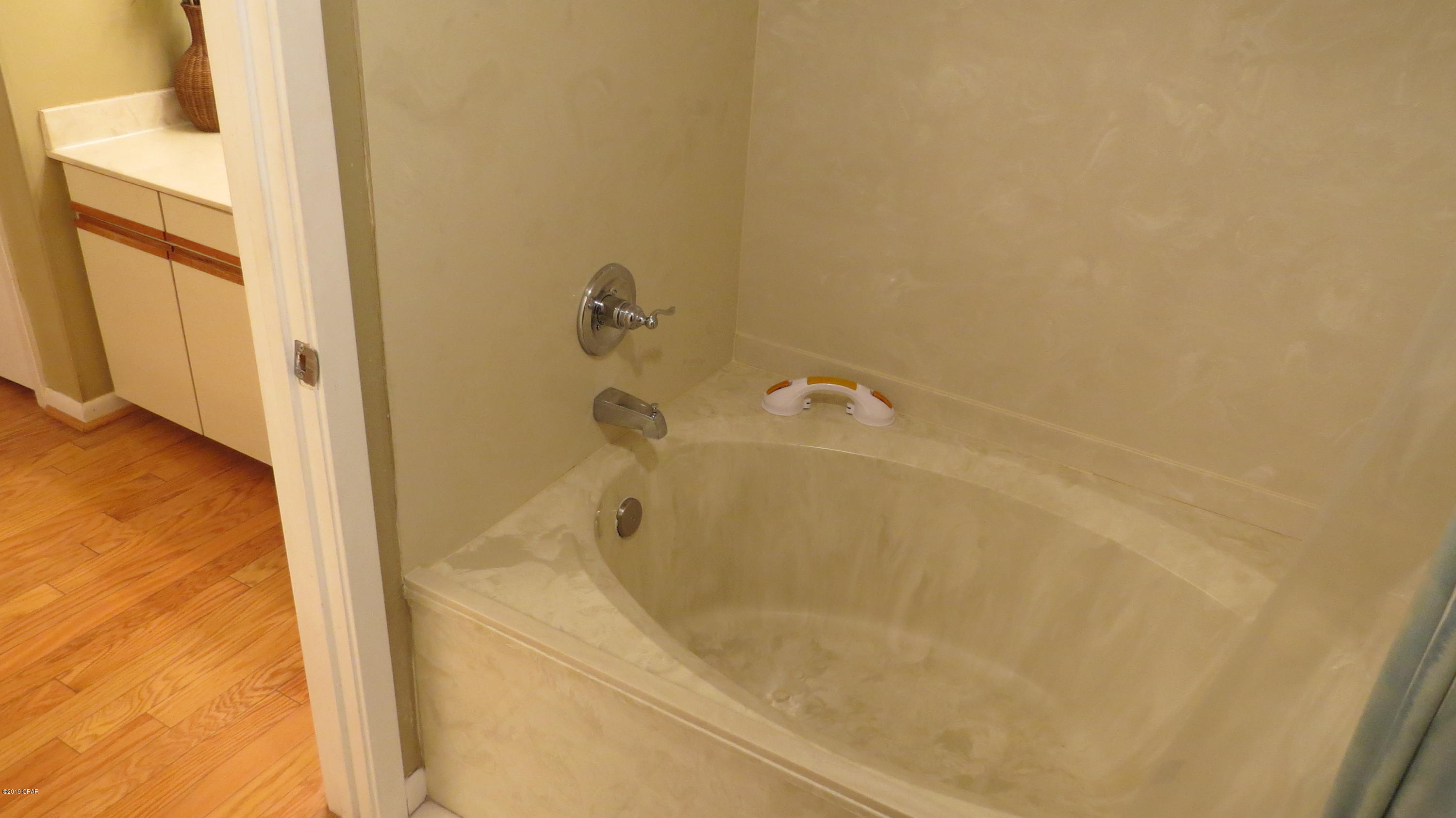 Edgewater Tower I - Residential