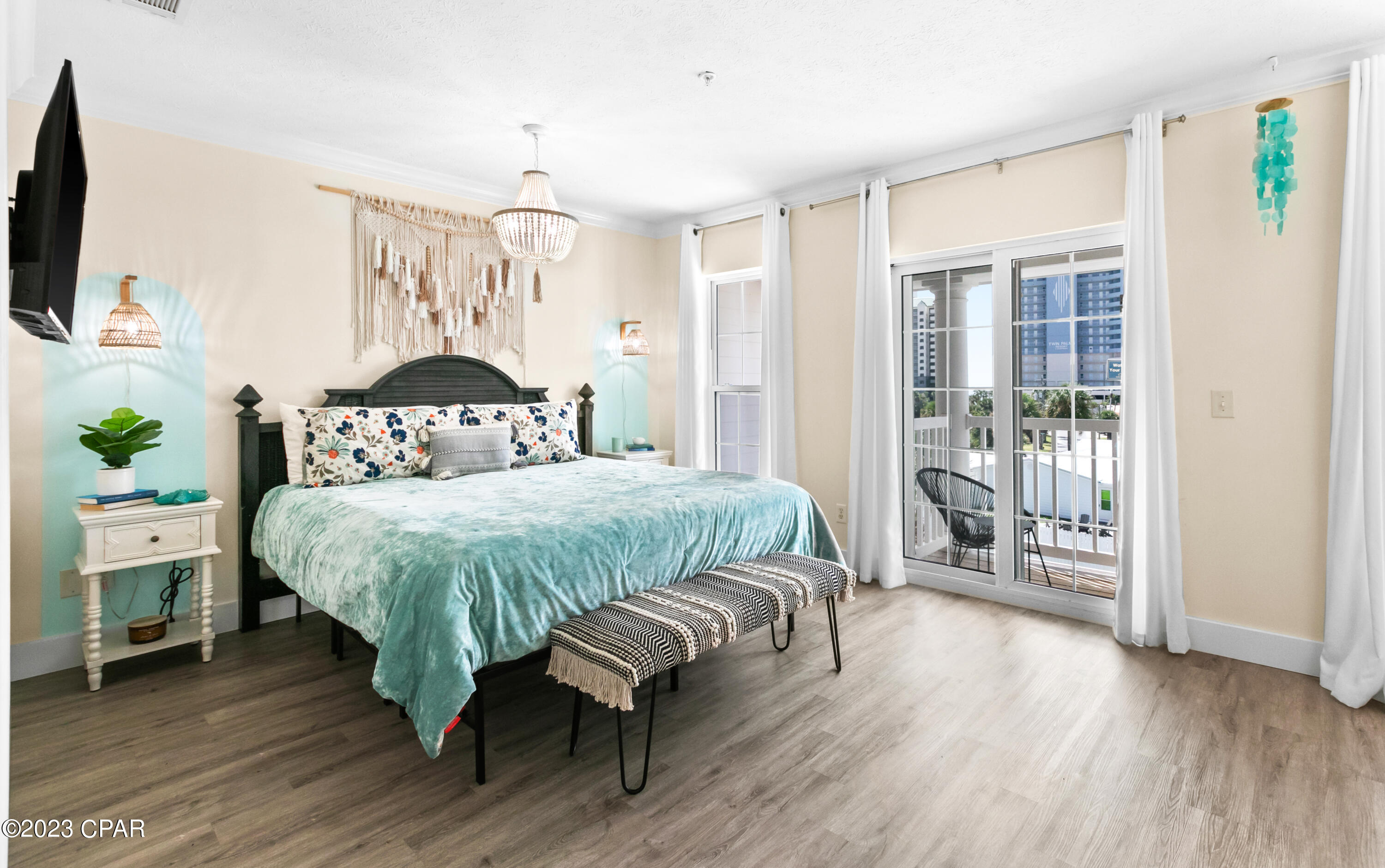 Long Beach 3rd - Residential