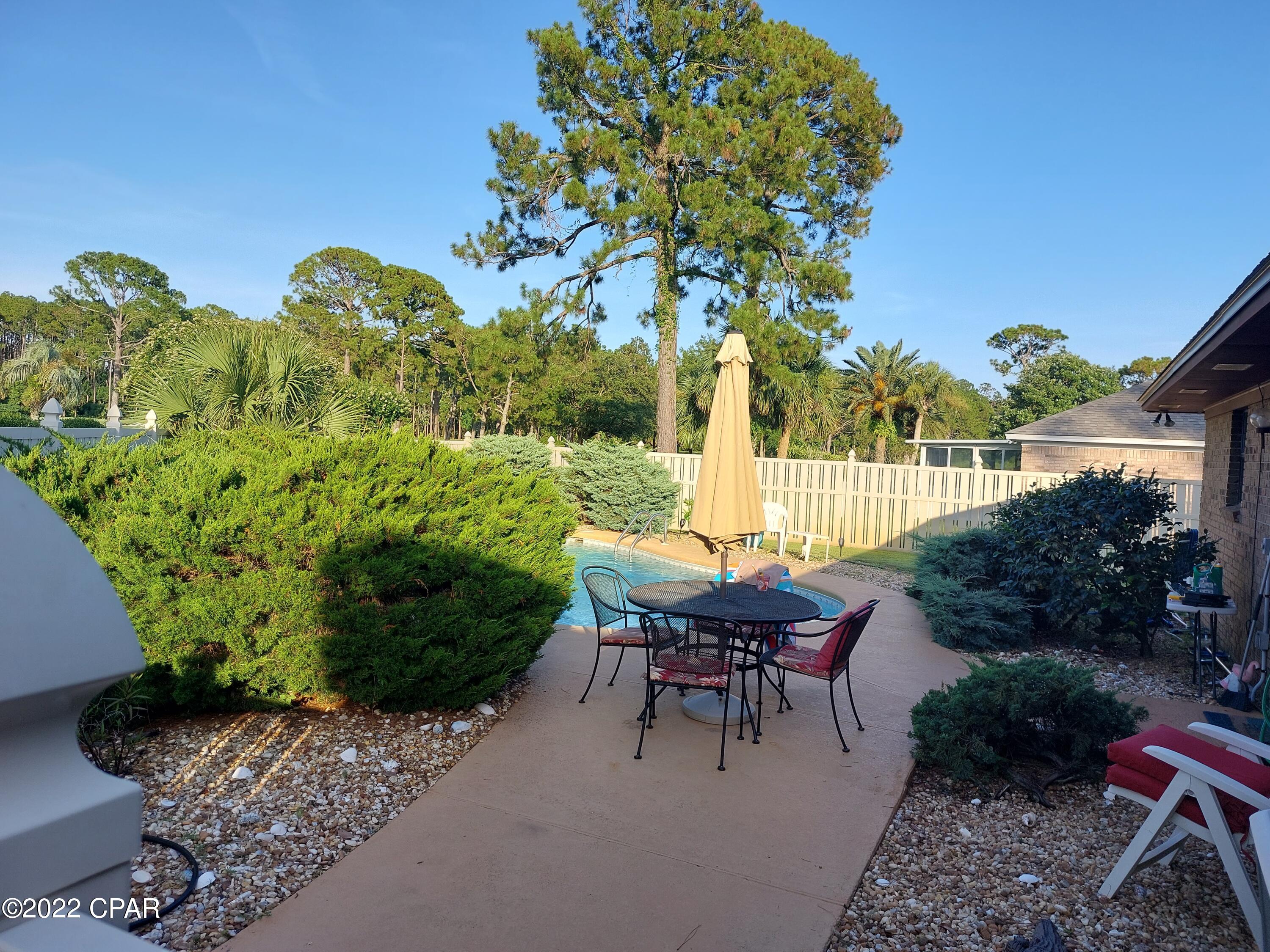 Colony Club - Residential