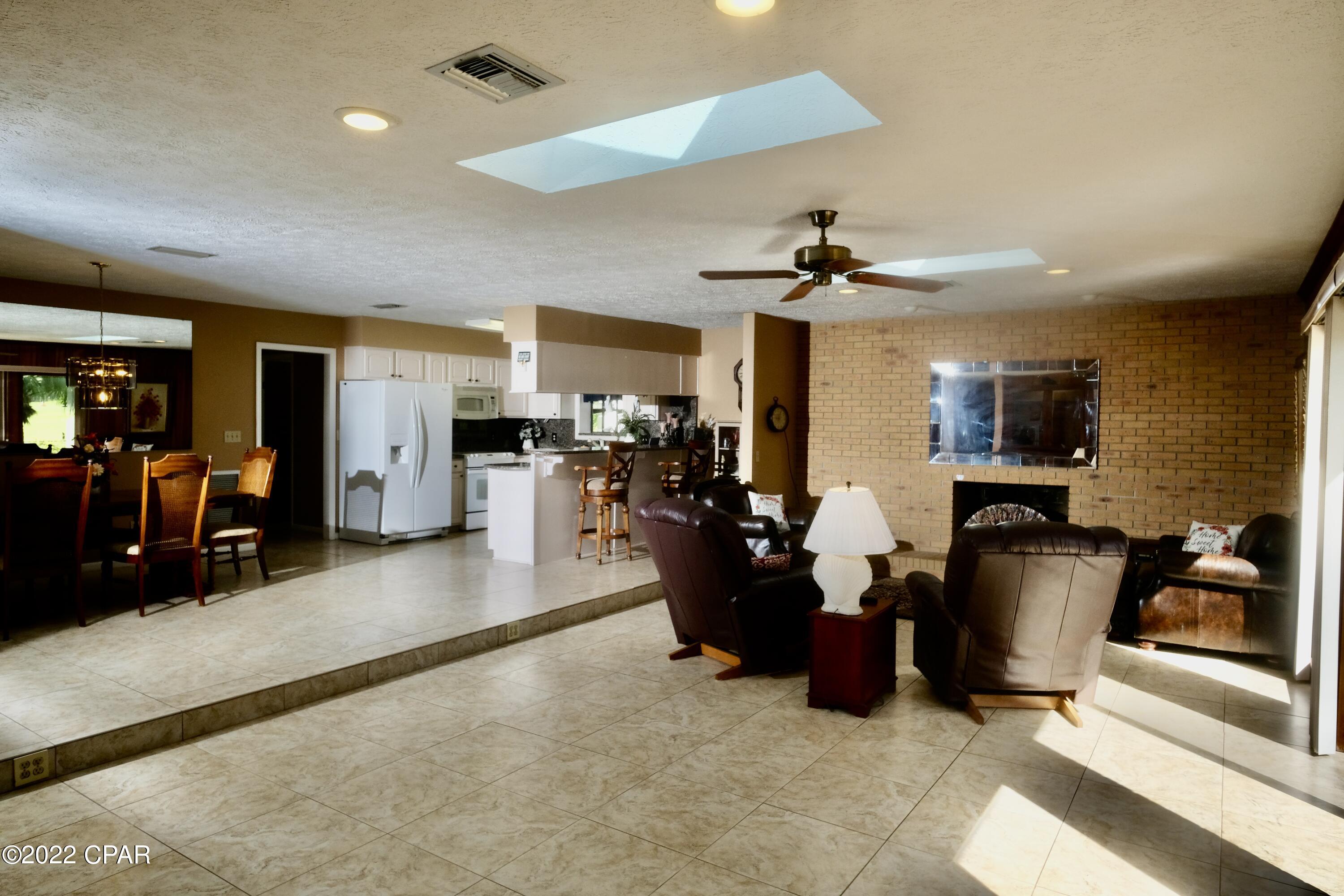 Colony Club - Residential