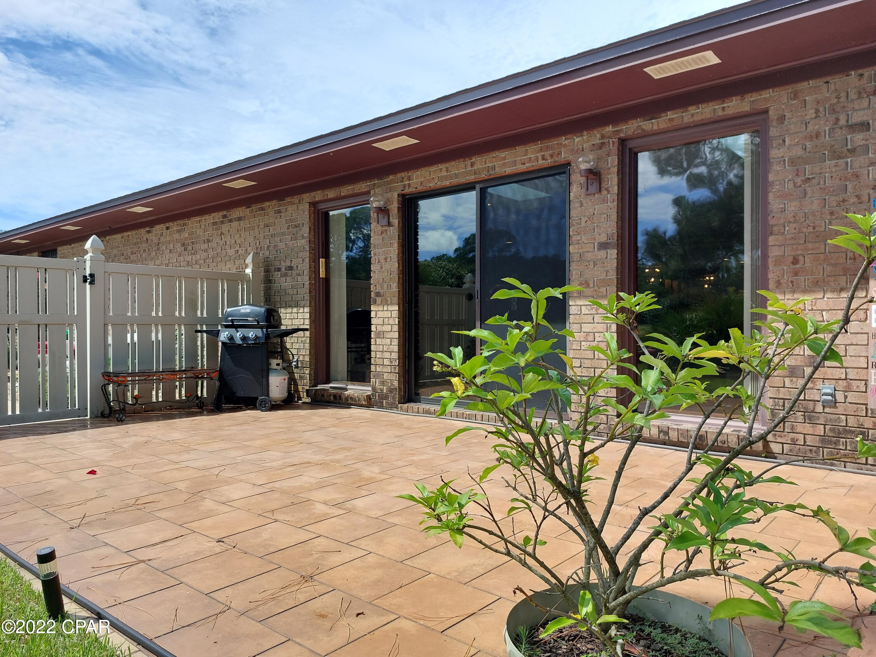 Colony Club - Residential