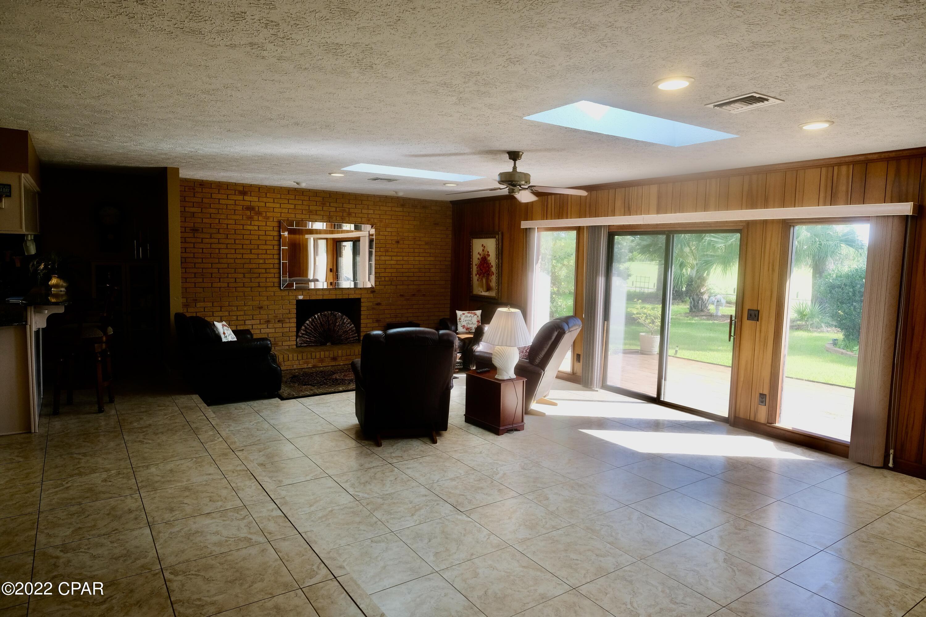 Colony Club - Residential