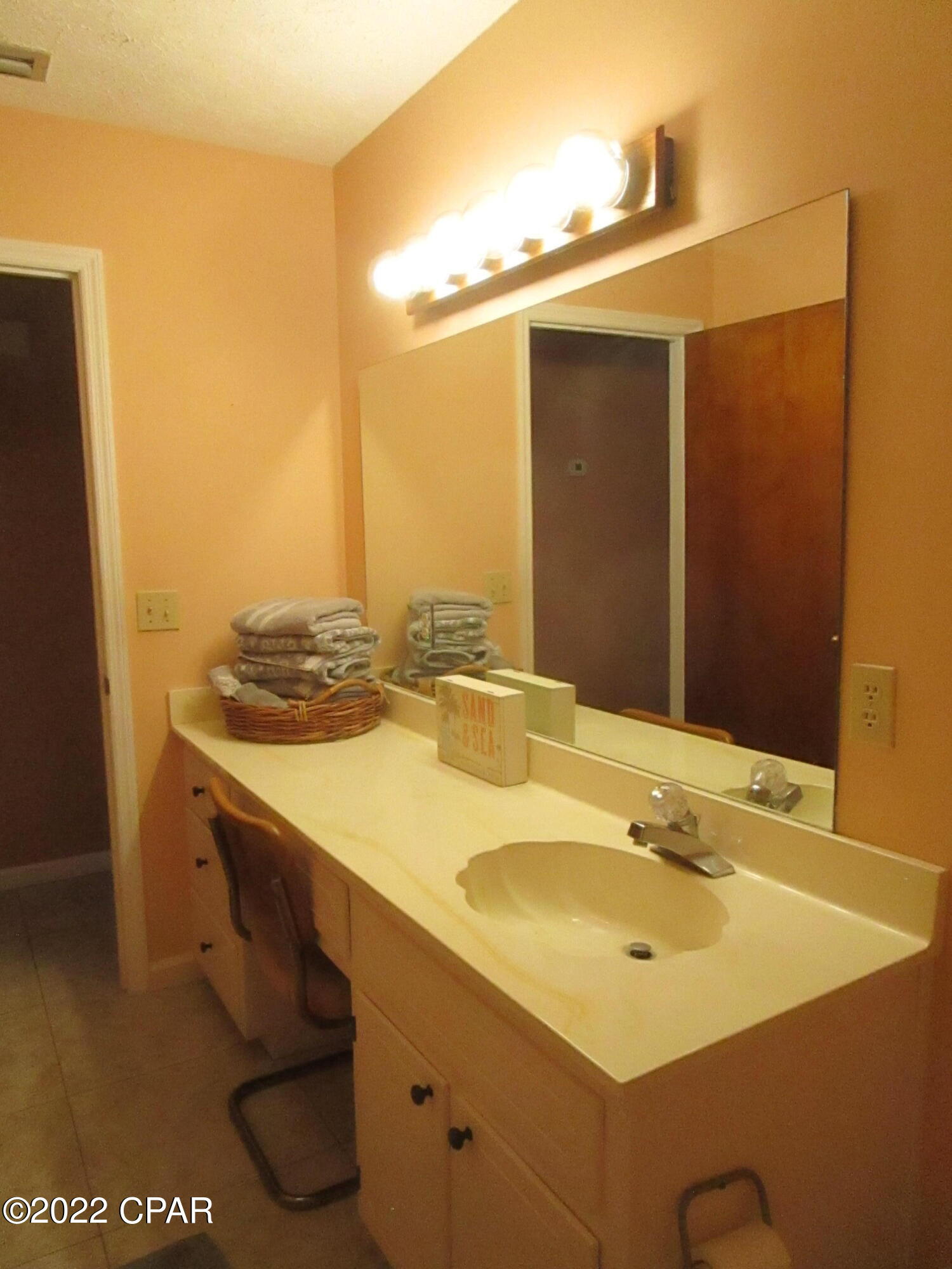 Colony Club - Residential