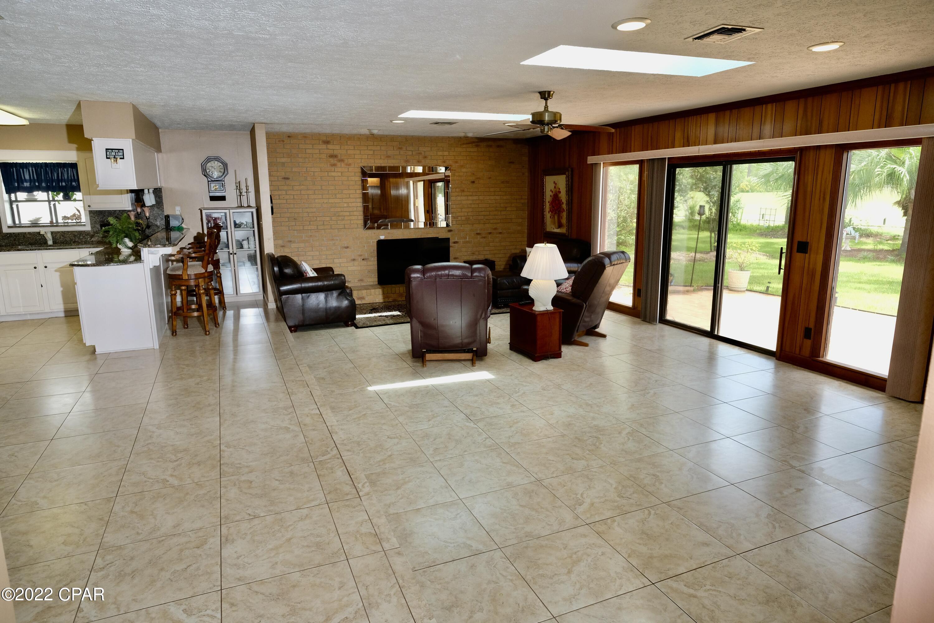 Colony Club - Residential