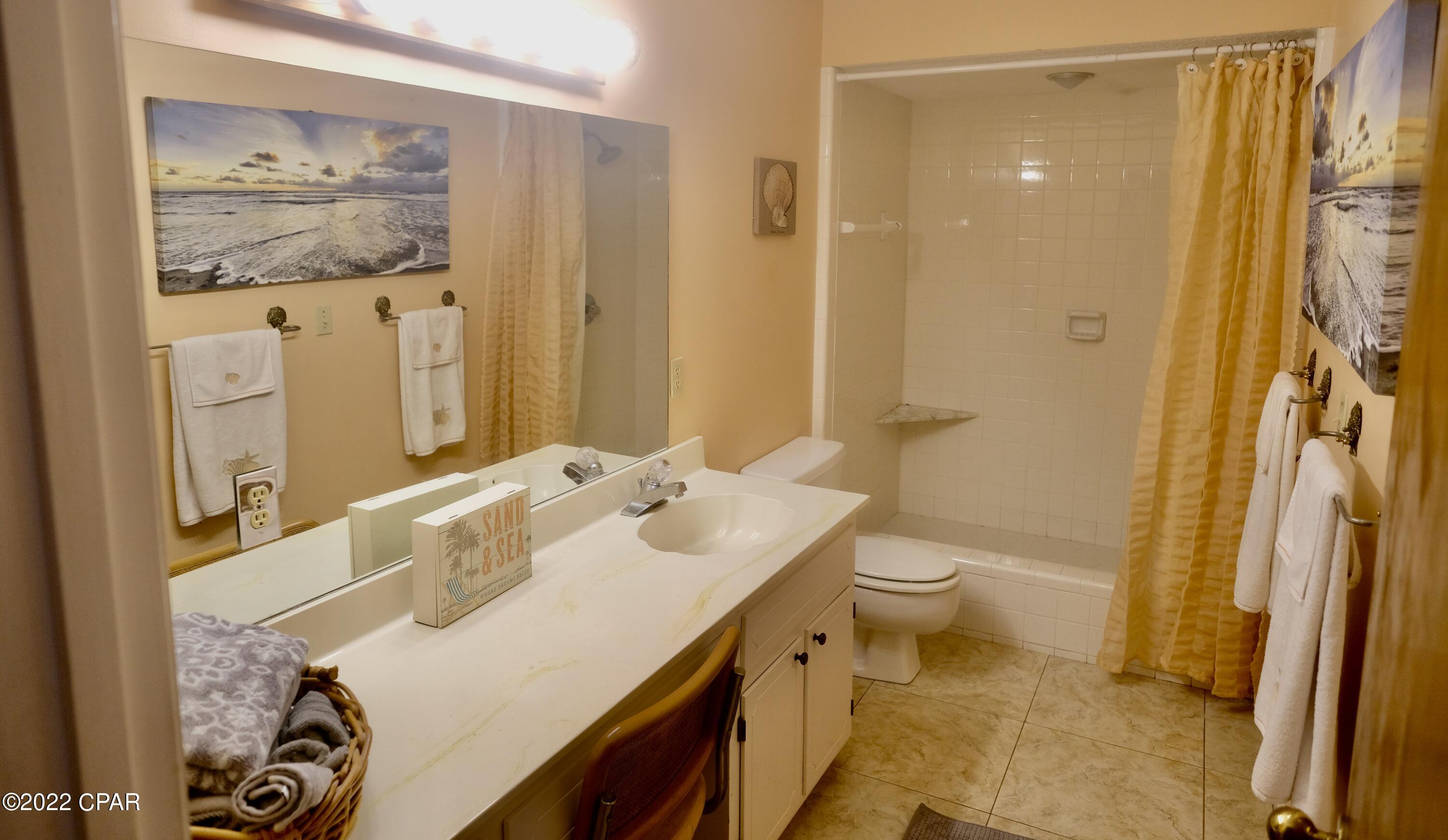 Colony Club - Residential