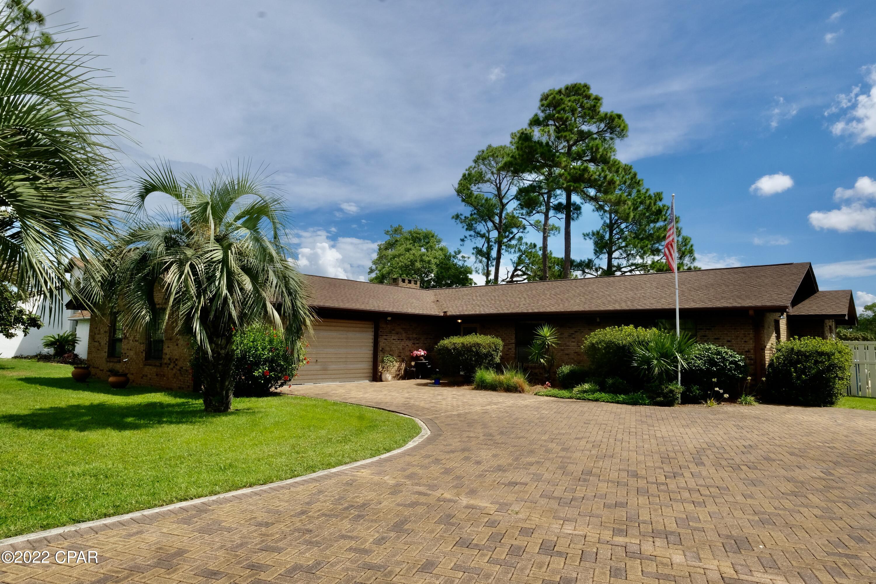 Colony Club - Residential