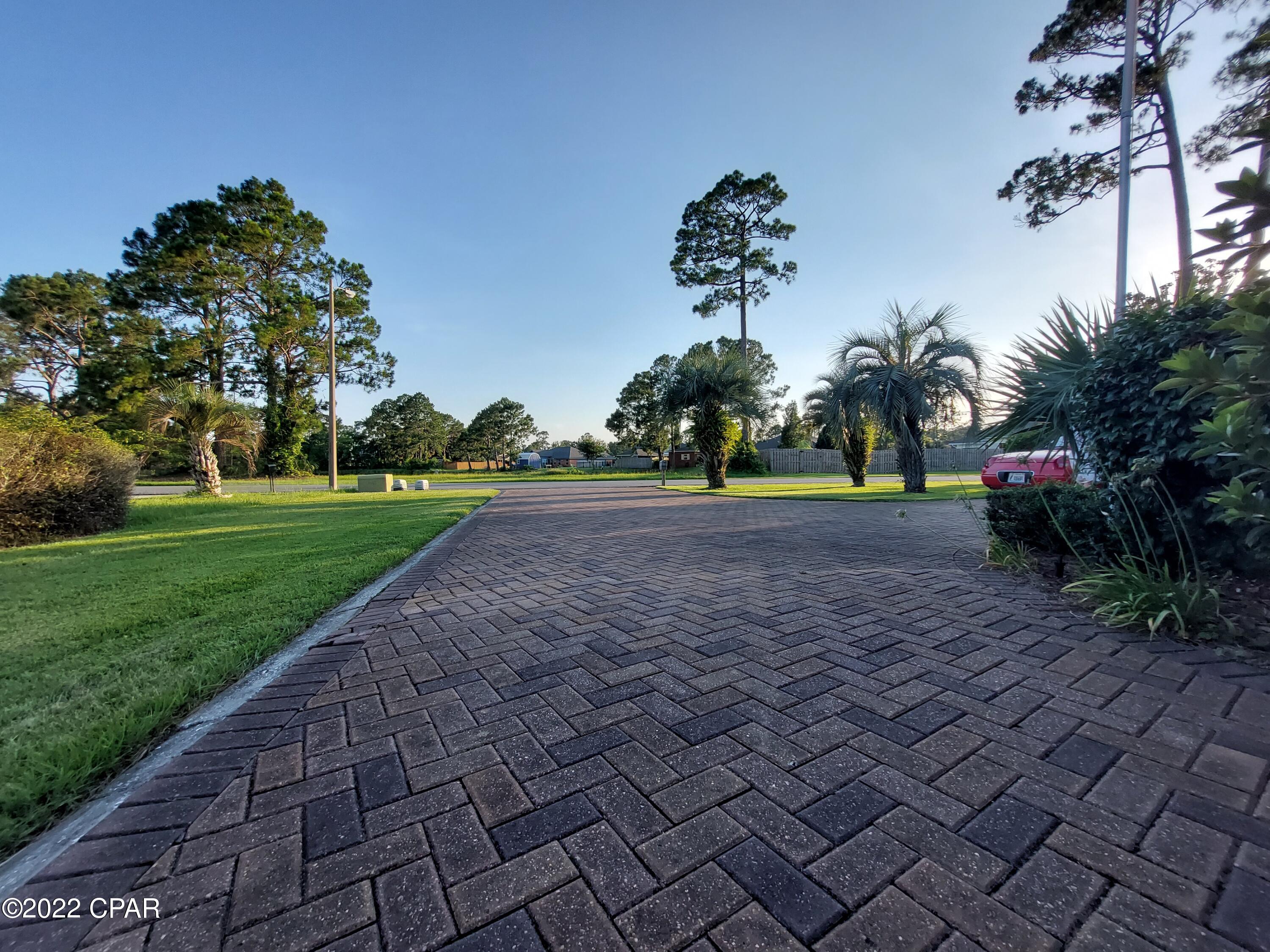 Colony Club - Residential