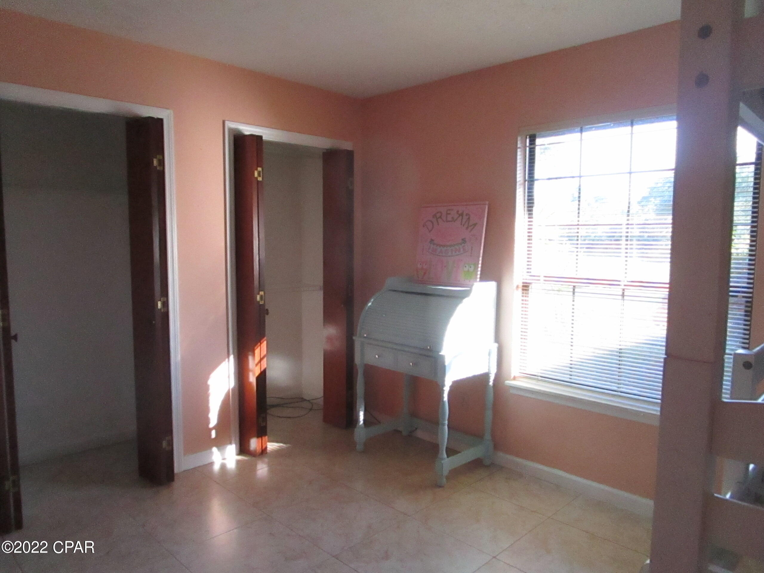 Colony Club - Residential