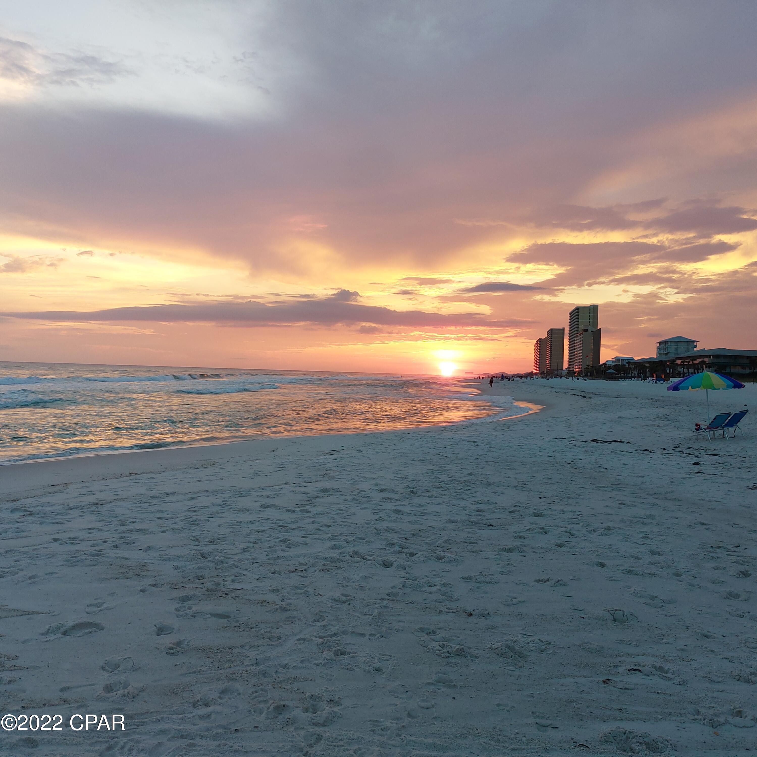 Colony Club - Residential