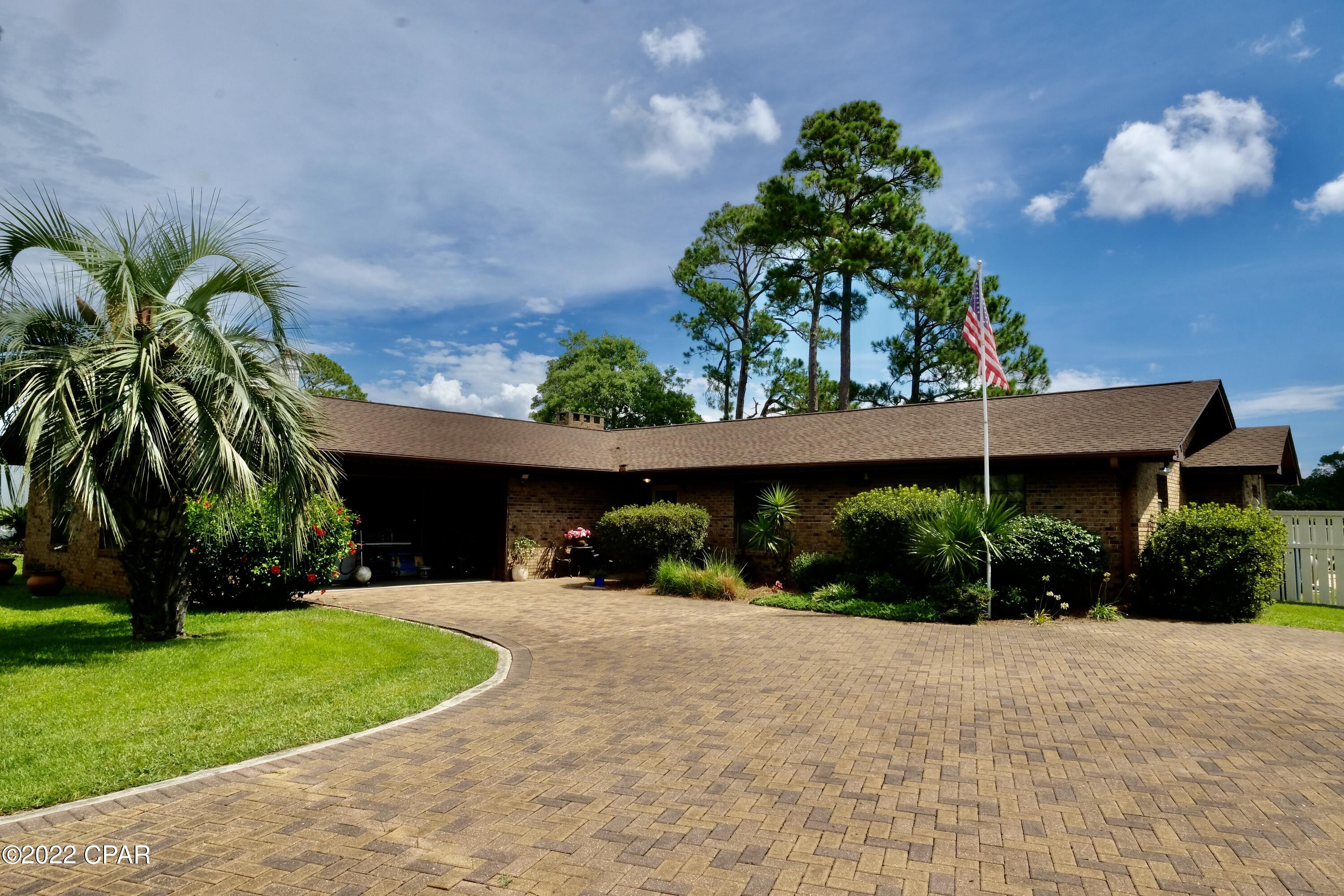 Colony Club - Residential