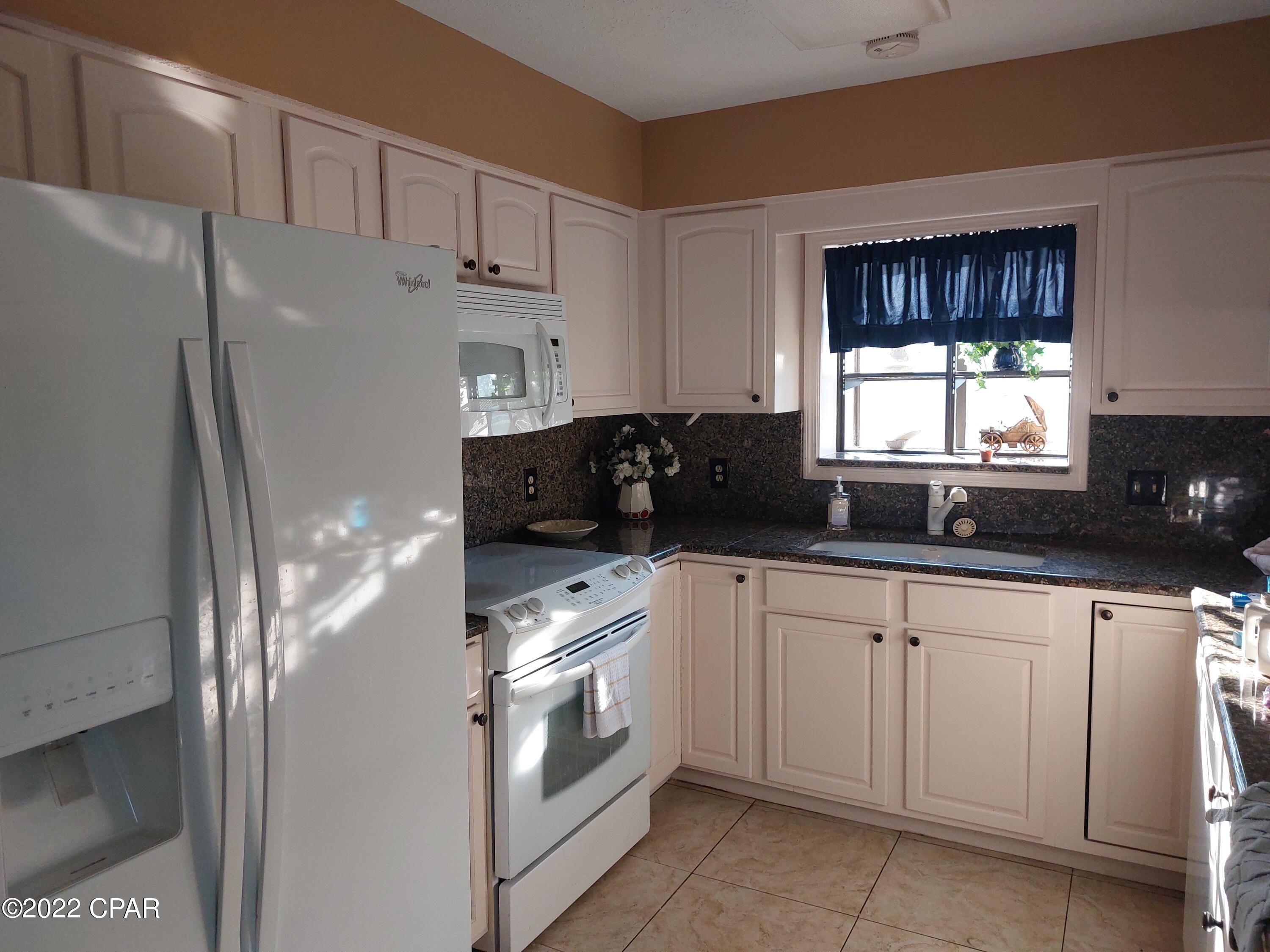 Colony Club - Residential