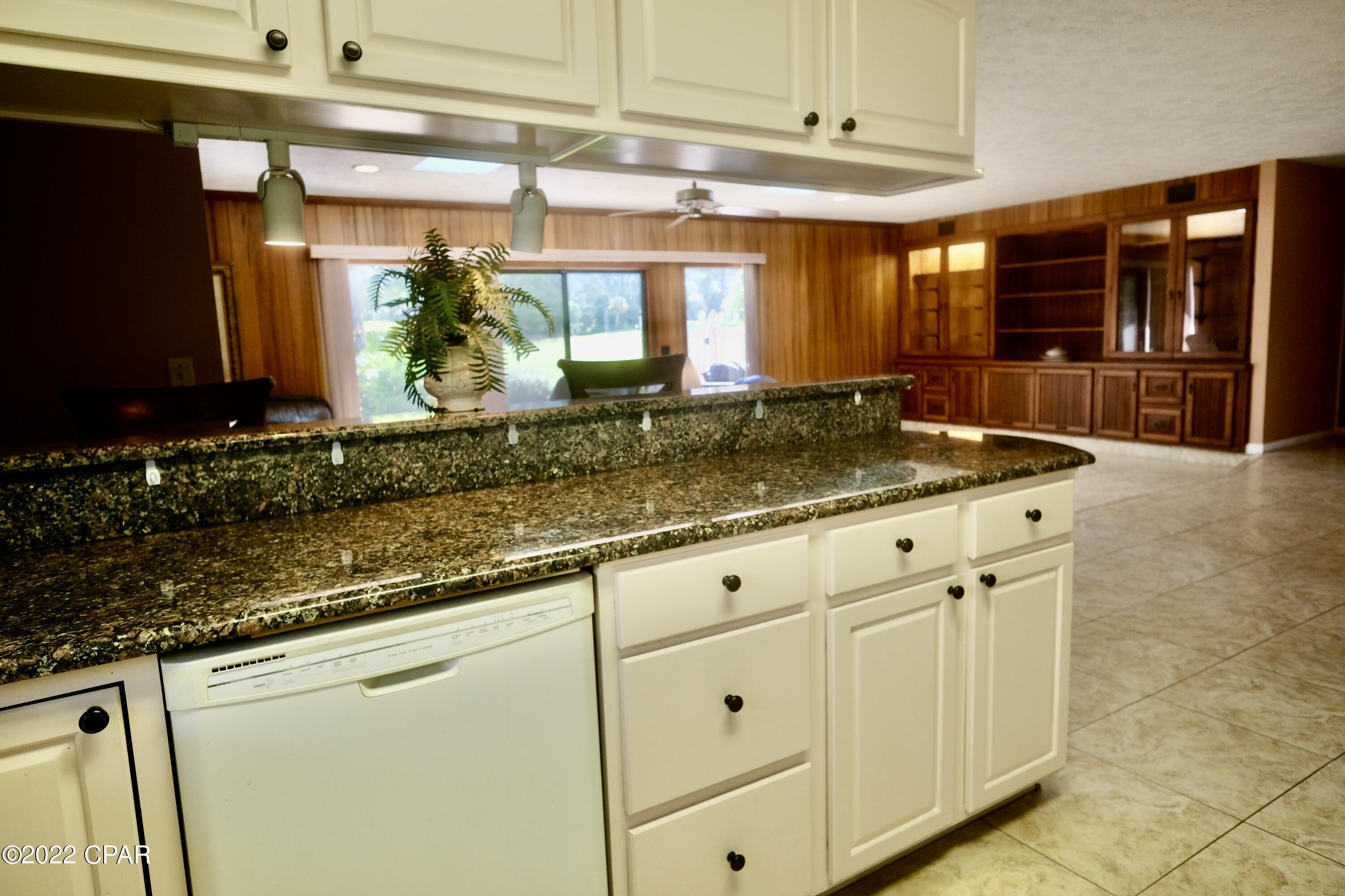 Colony Club - Residential