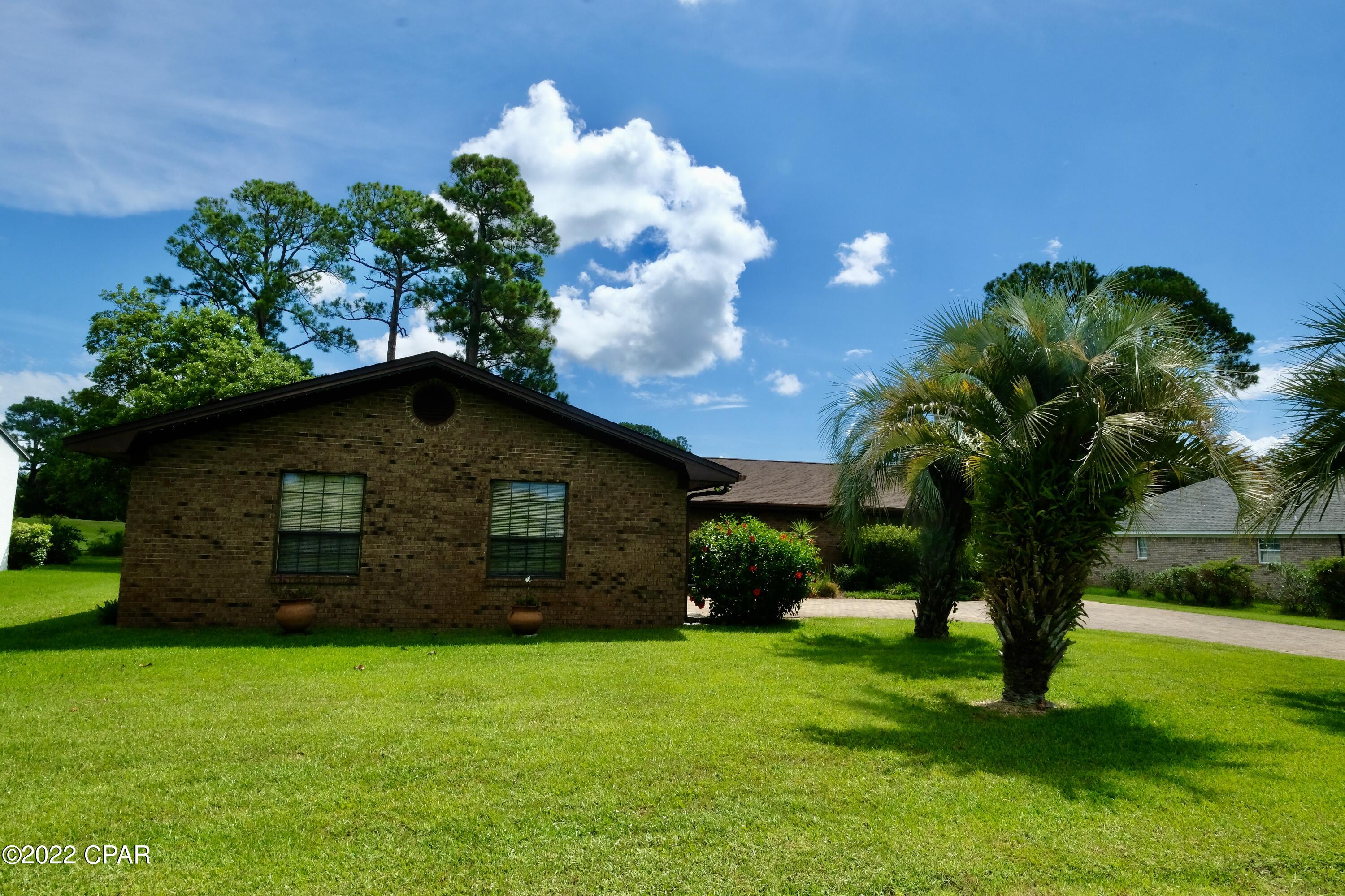 Colony Club - Residential