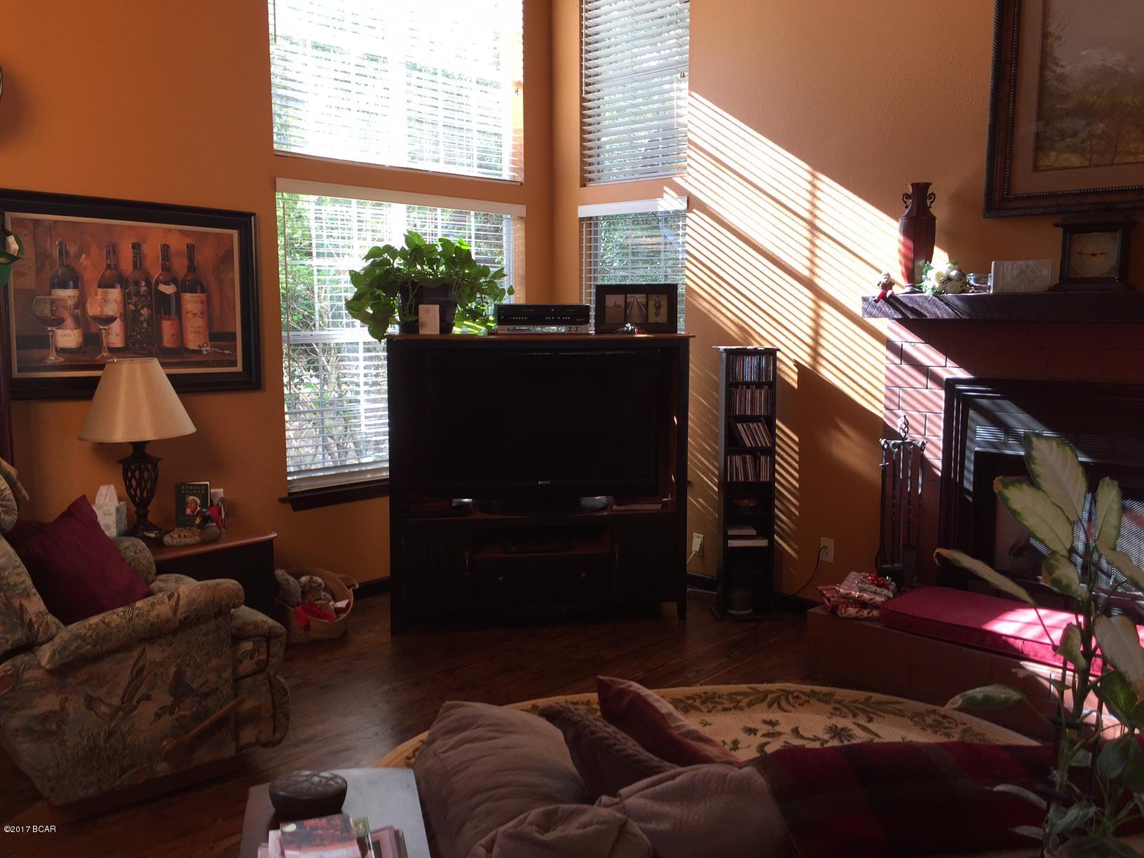 Leisure Lakes - Residential