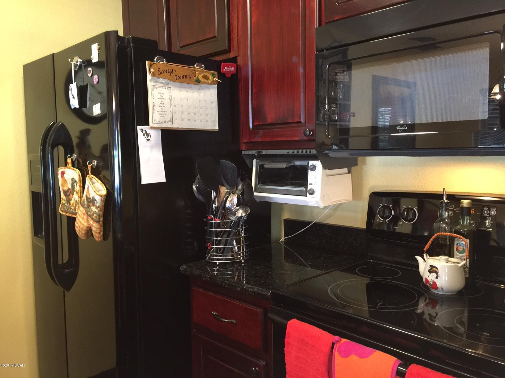 Leisure Lakes - Residential