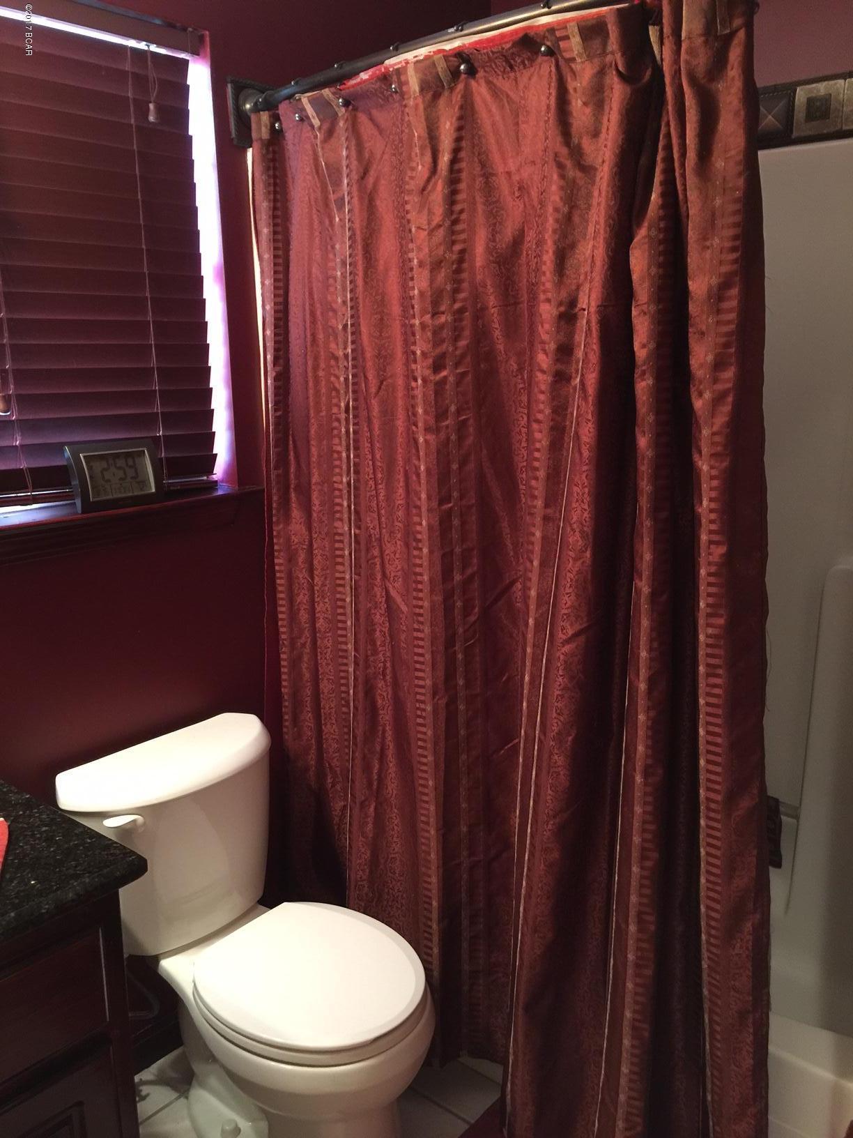 Leisure Lakes - Residential