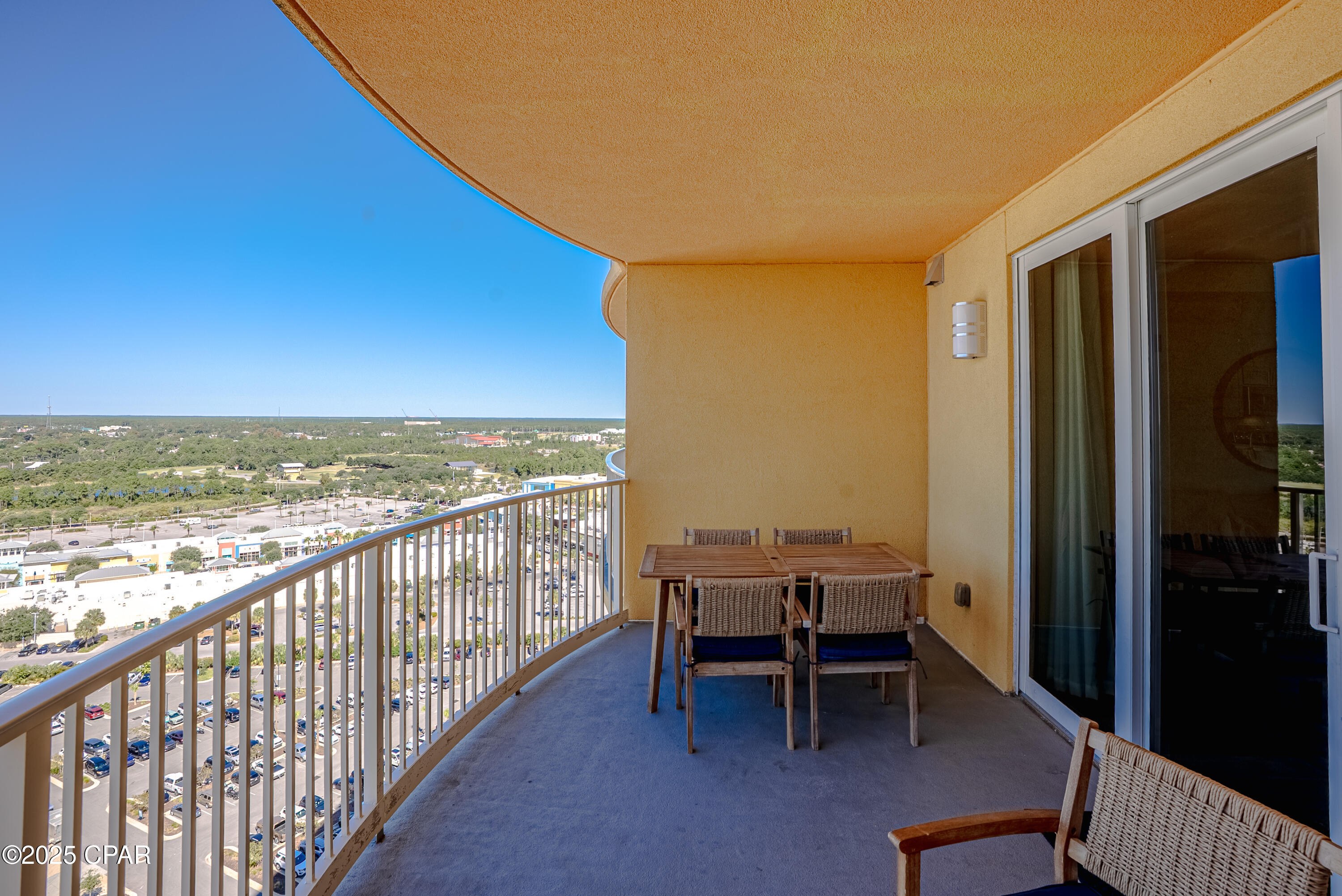 Calypso Towers III - Residential