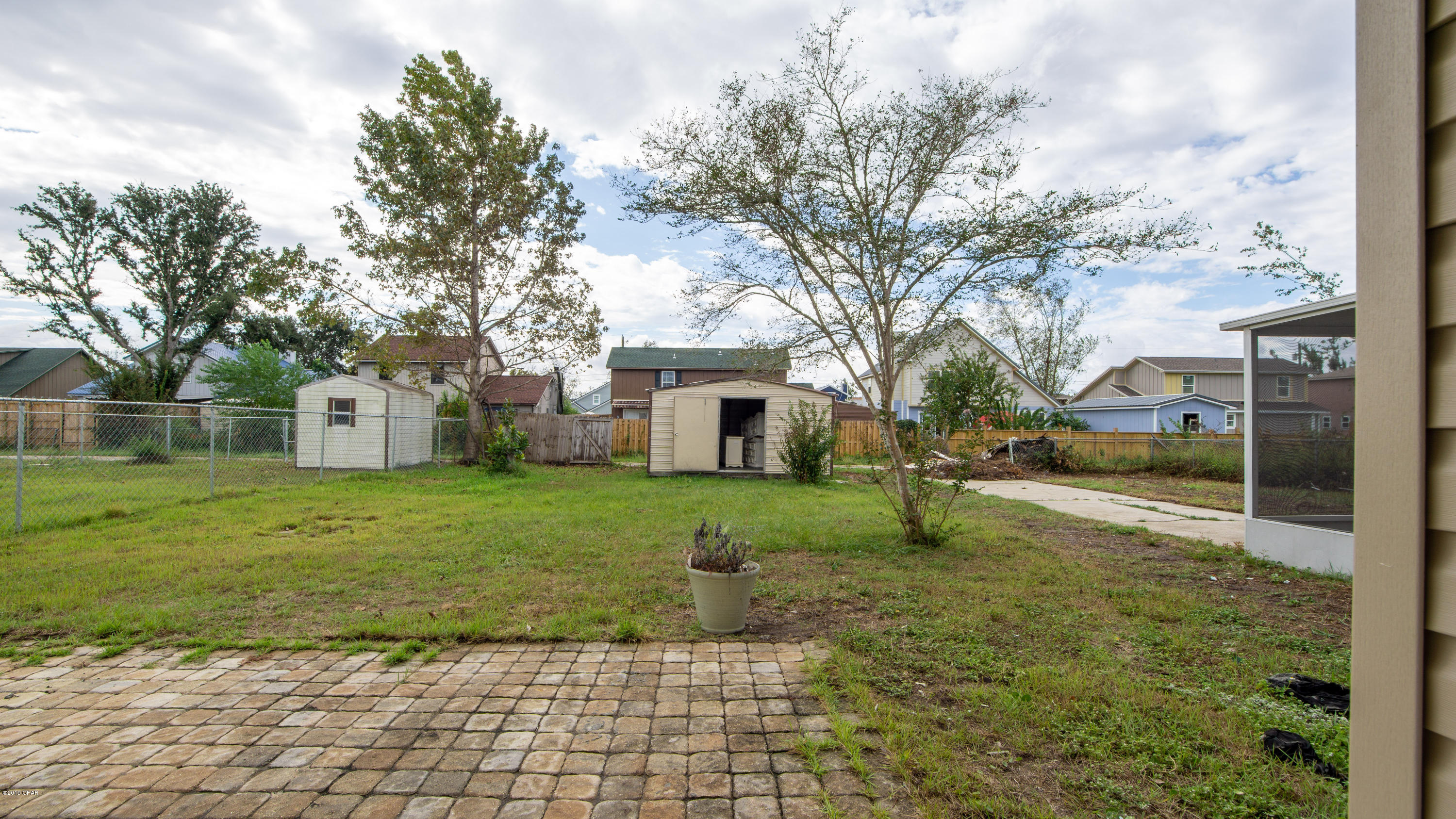 Belaire Estates U-6 - Residential