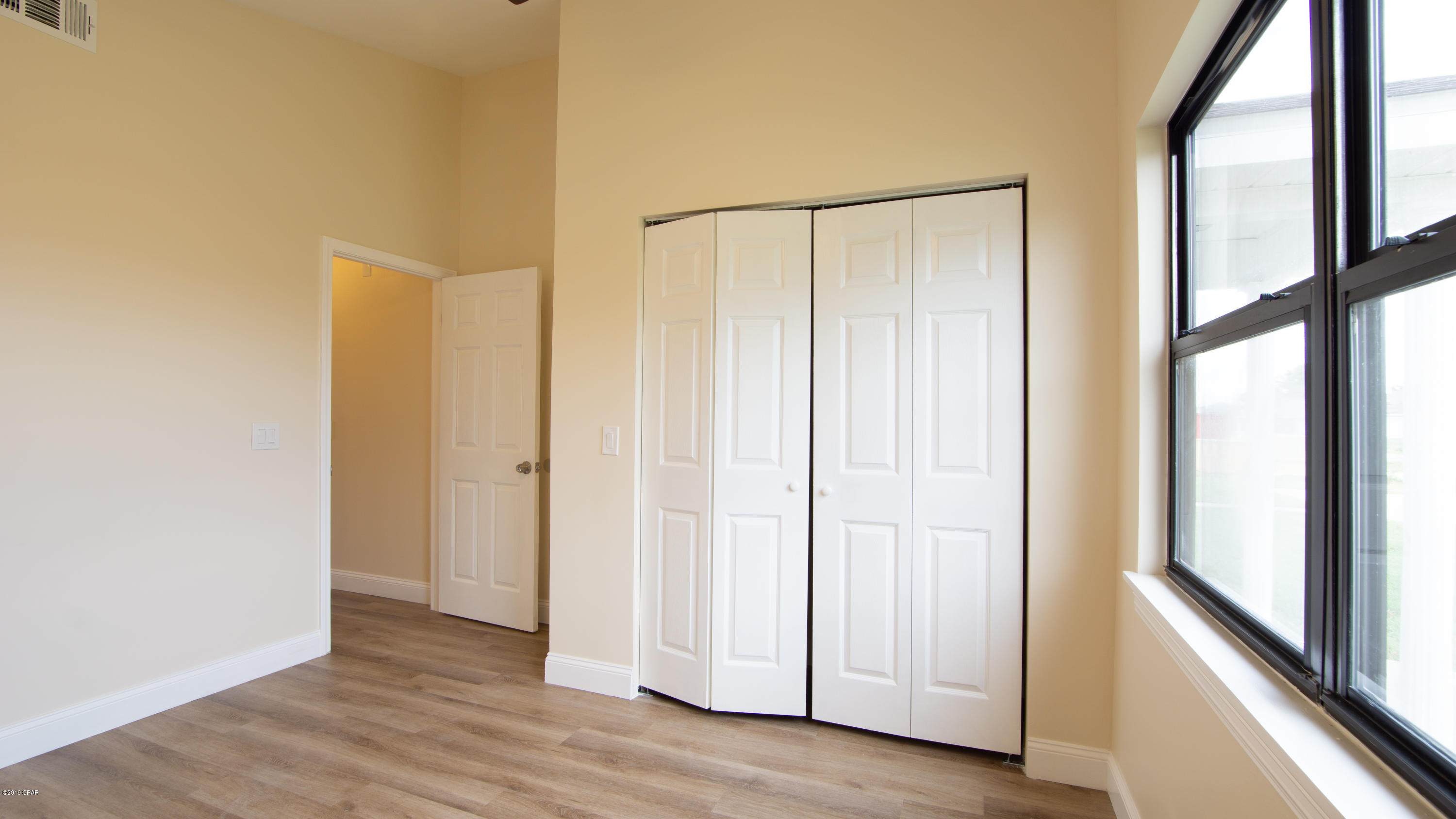 Belaire Estates U-6 - Residential