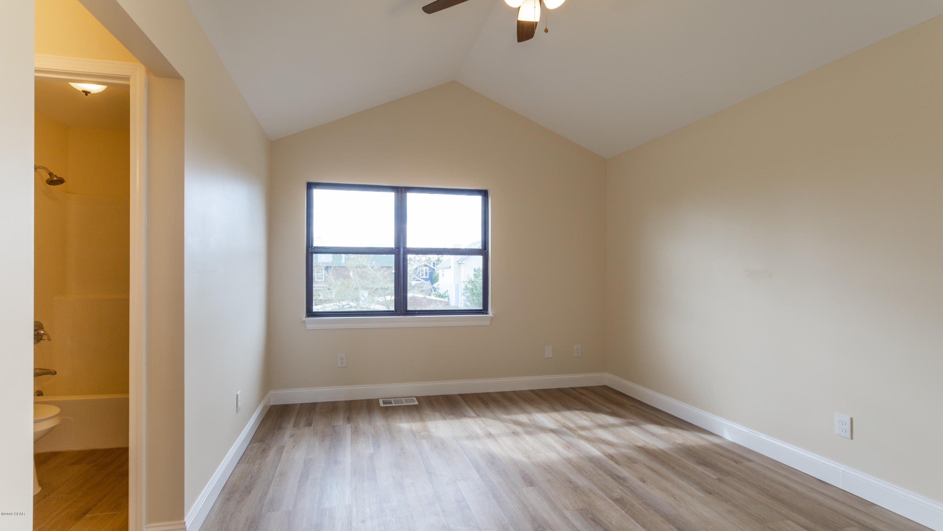 Belaire Estates U-6 - Residential