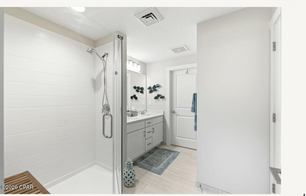 Calypso Towers III - Residential