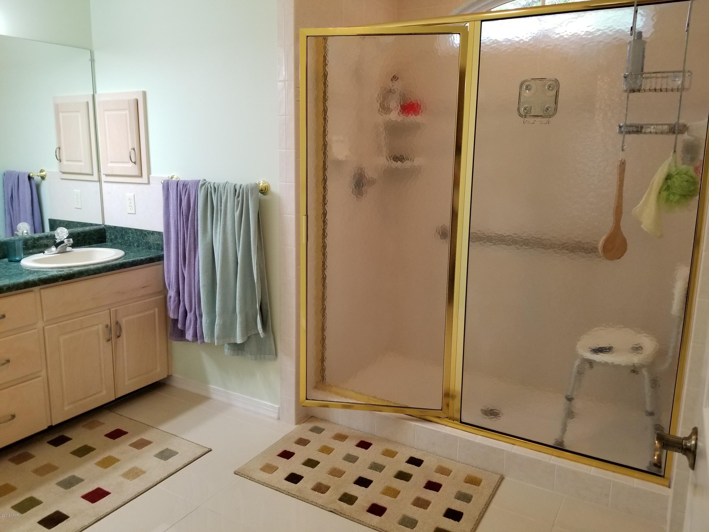 Leisure Lakes - Residential