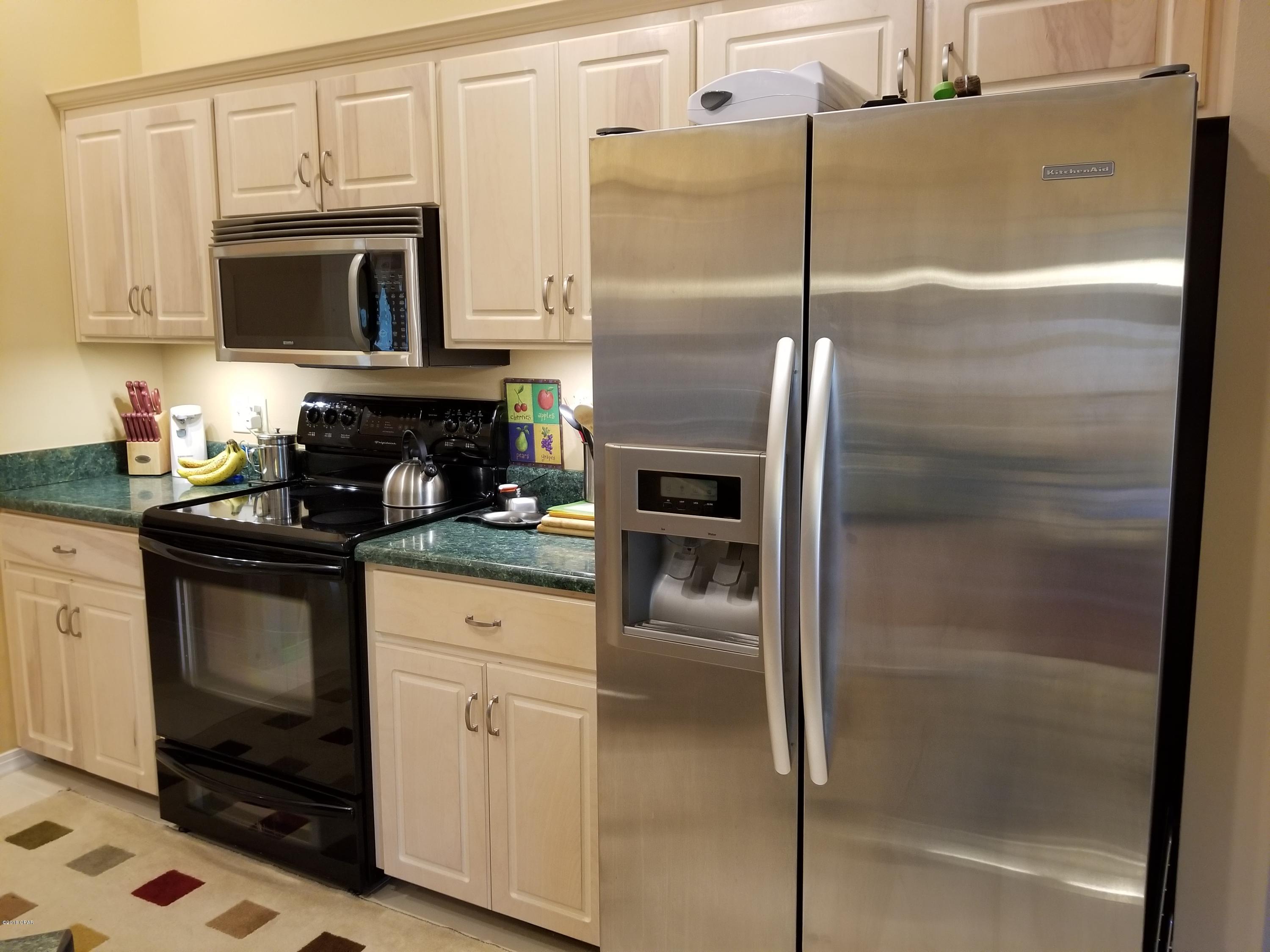 Leisure Lakes - Residential