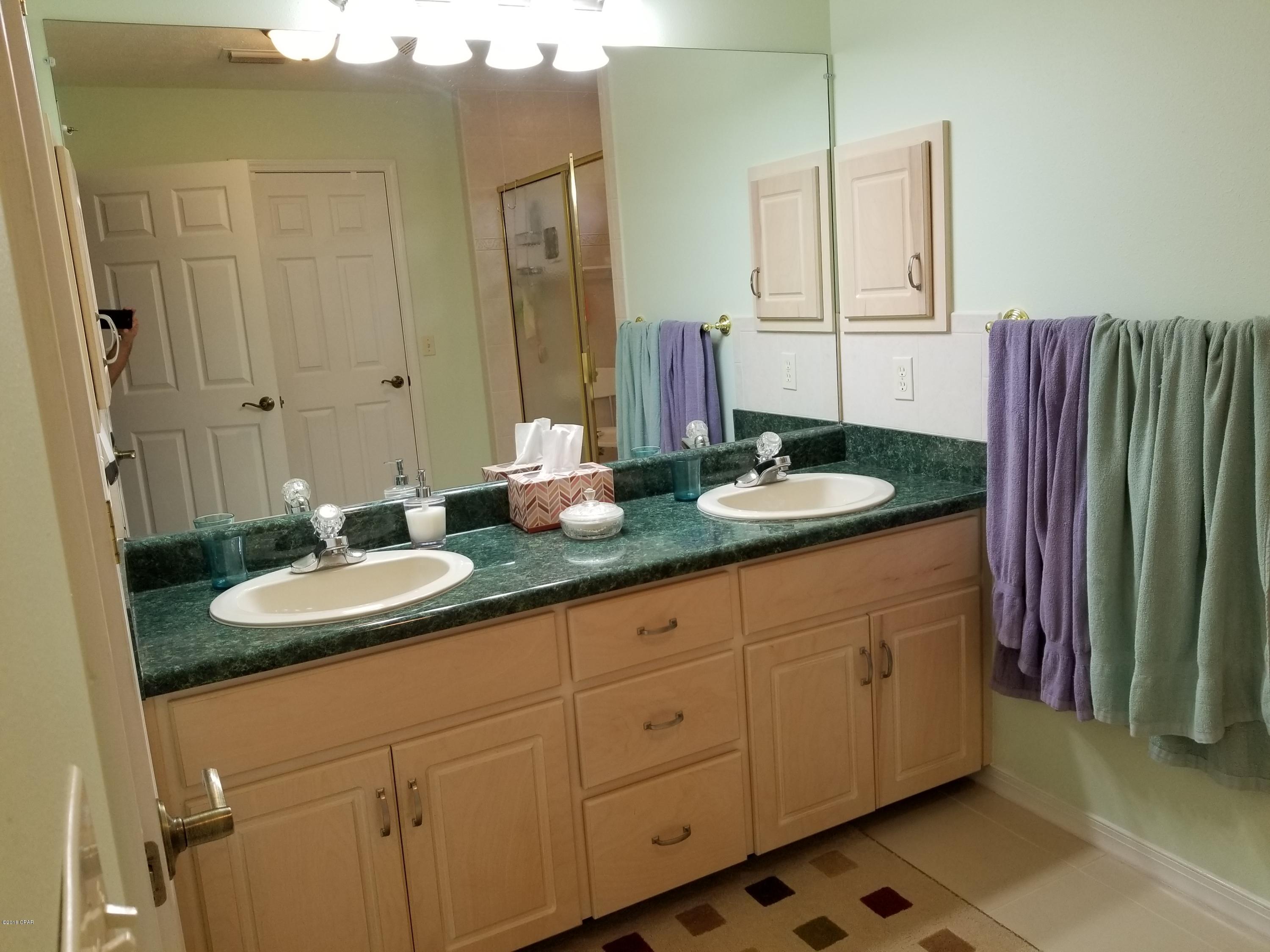 Leisure Lakes - Residential