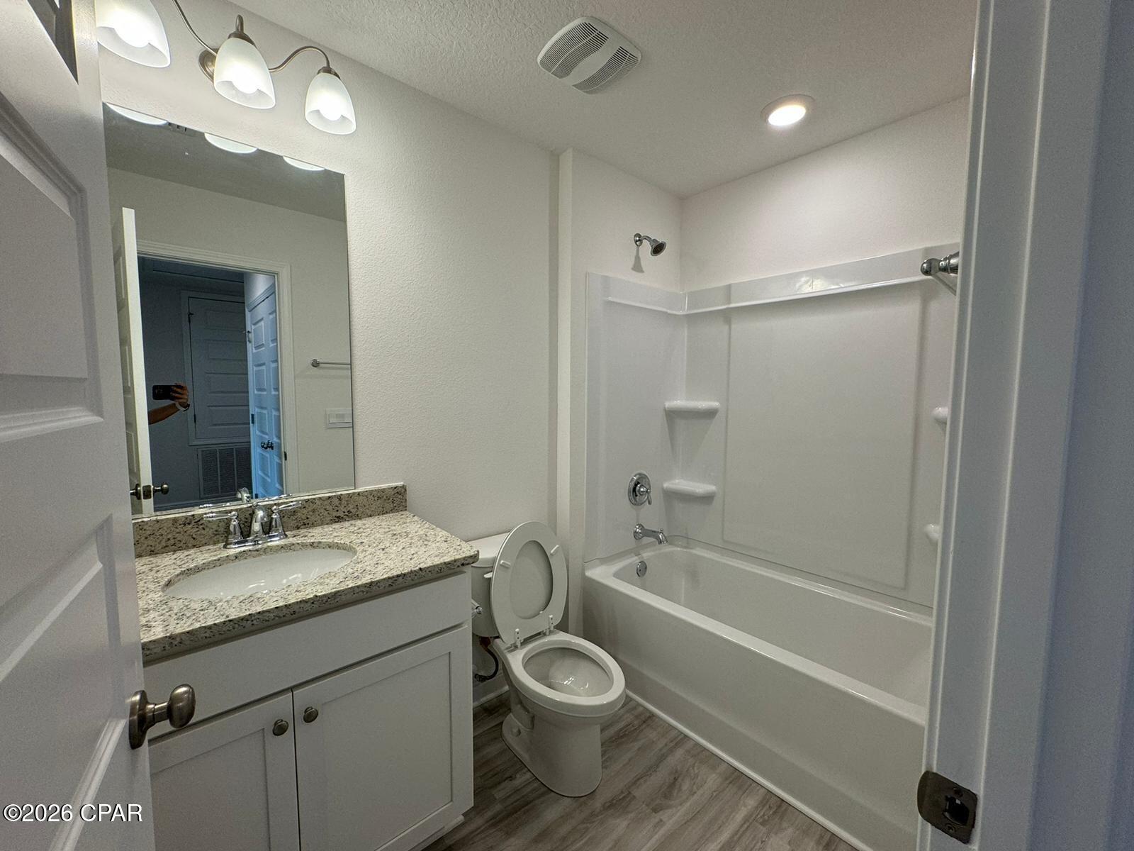 [No Recorded Subdiv] - Residential Lease