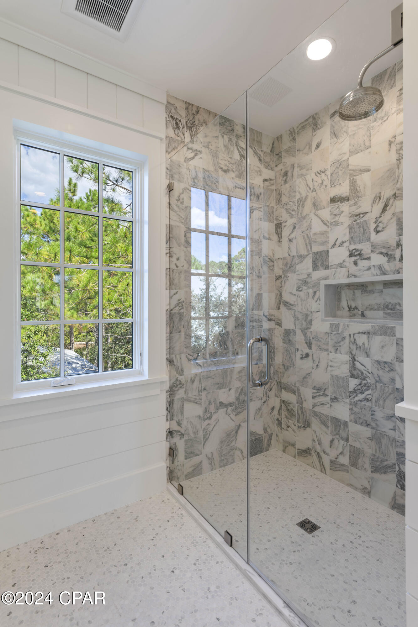 Forest Lakes - Residential