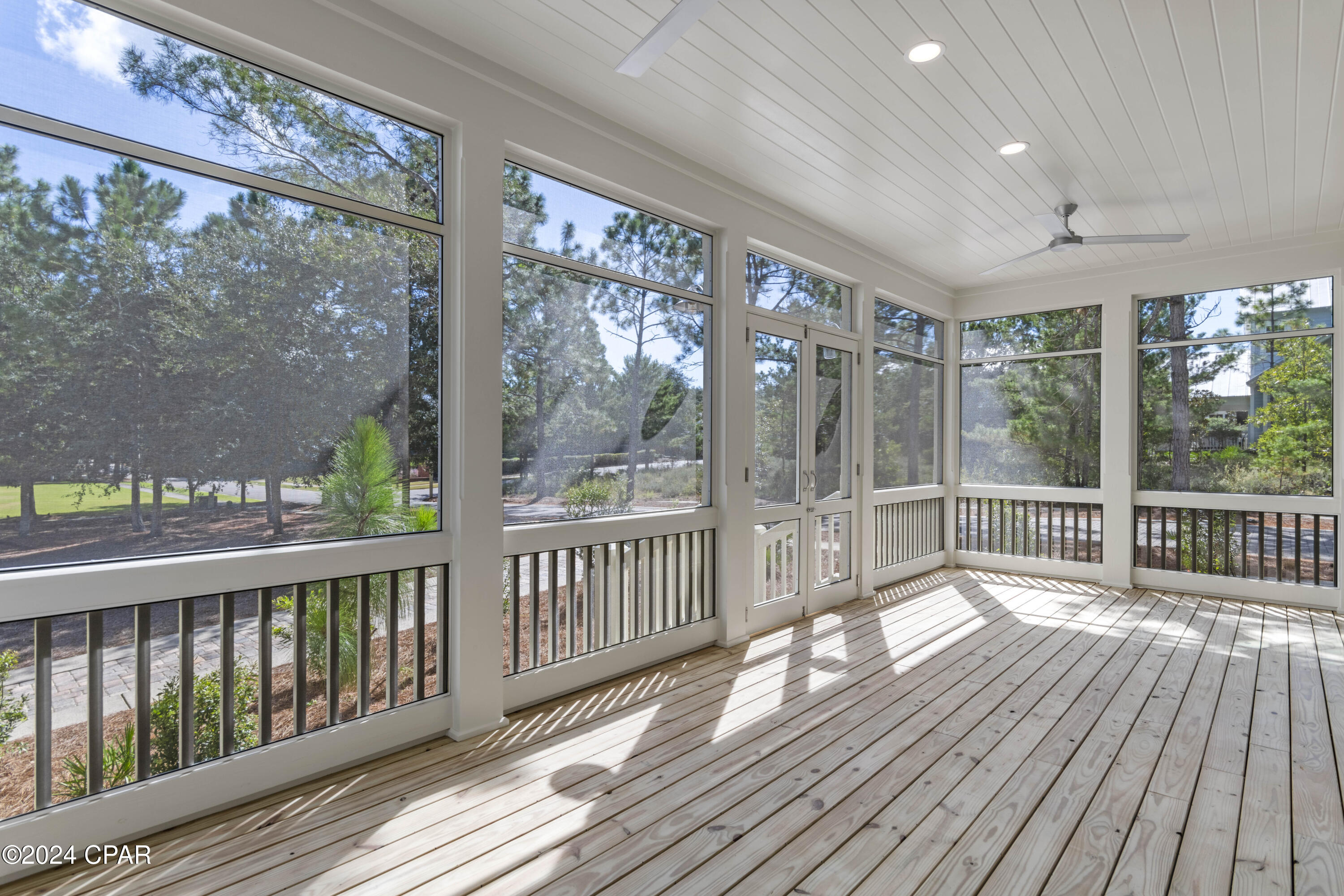 Forest Lakes - Residential