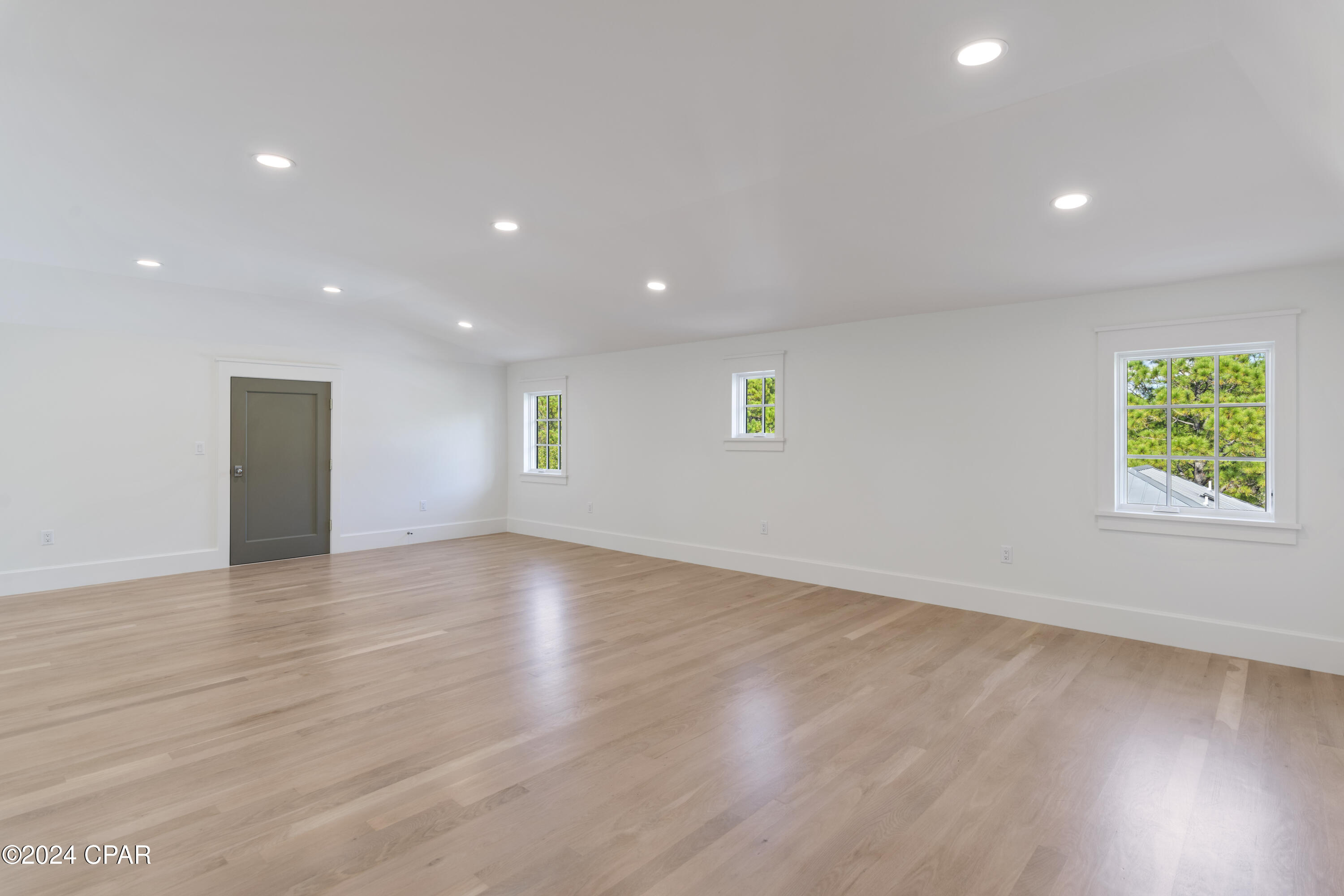 Forest Lakes - Residential