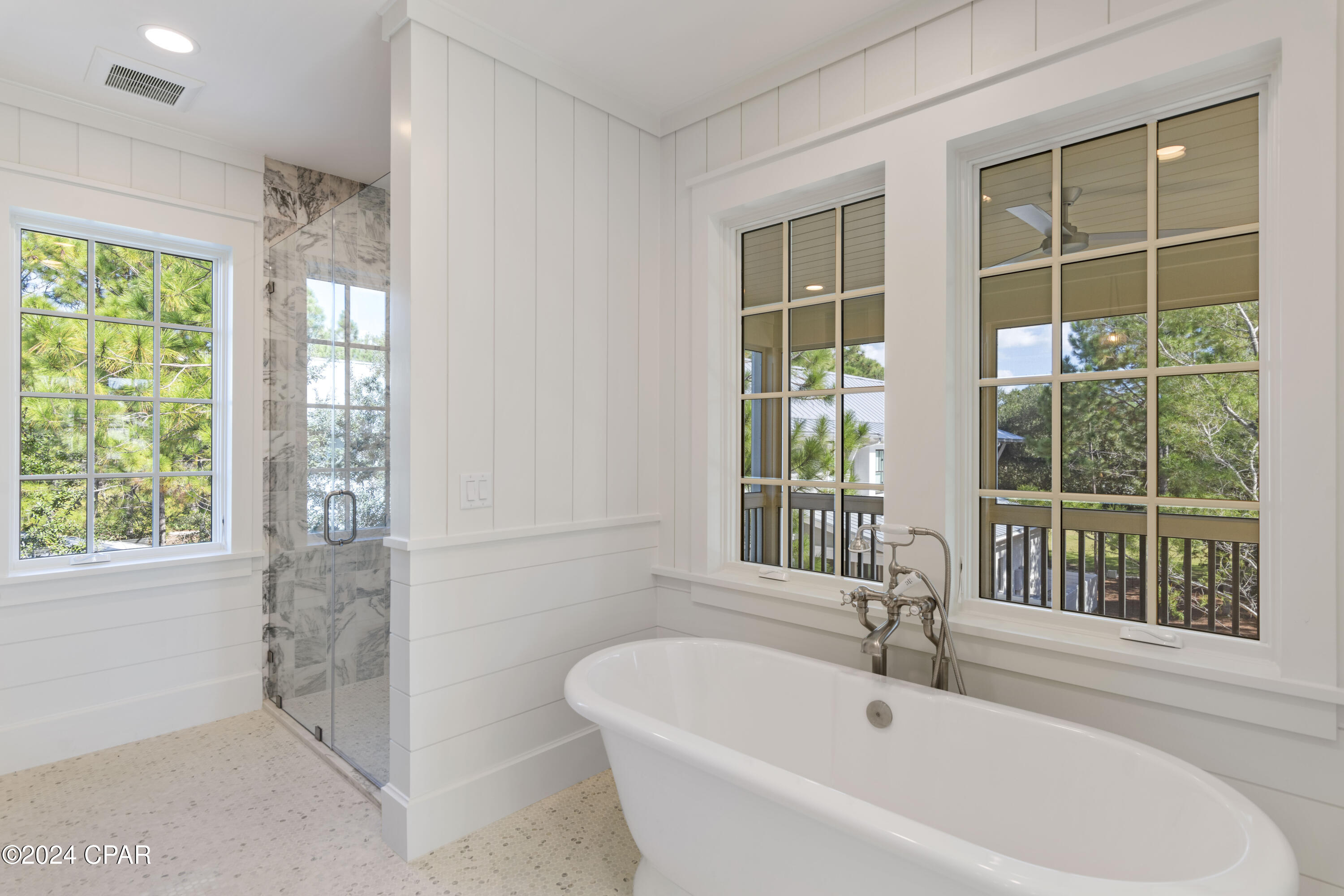 Forest Lakes - Residential