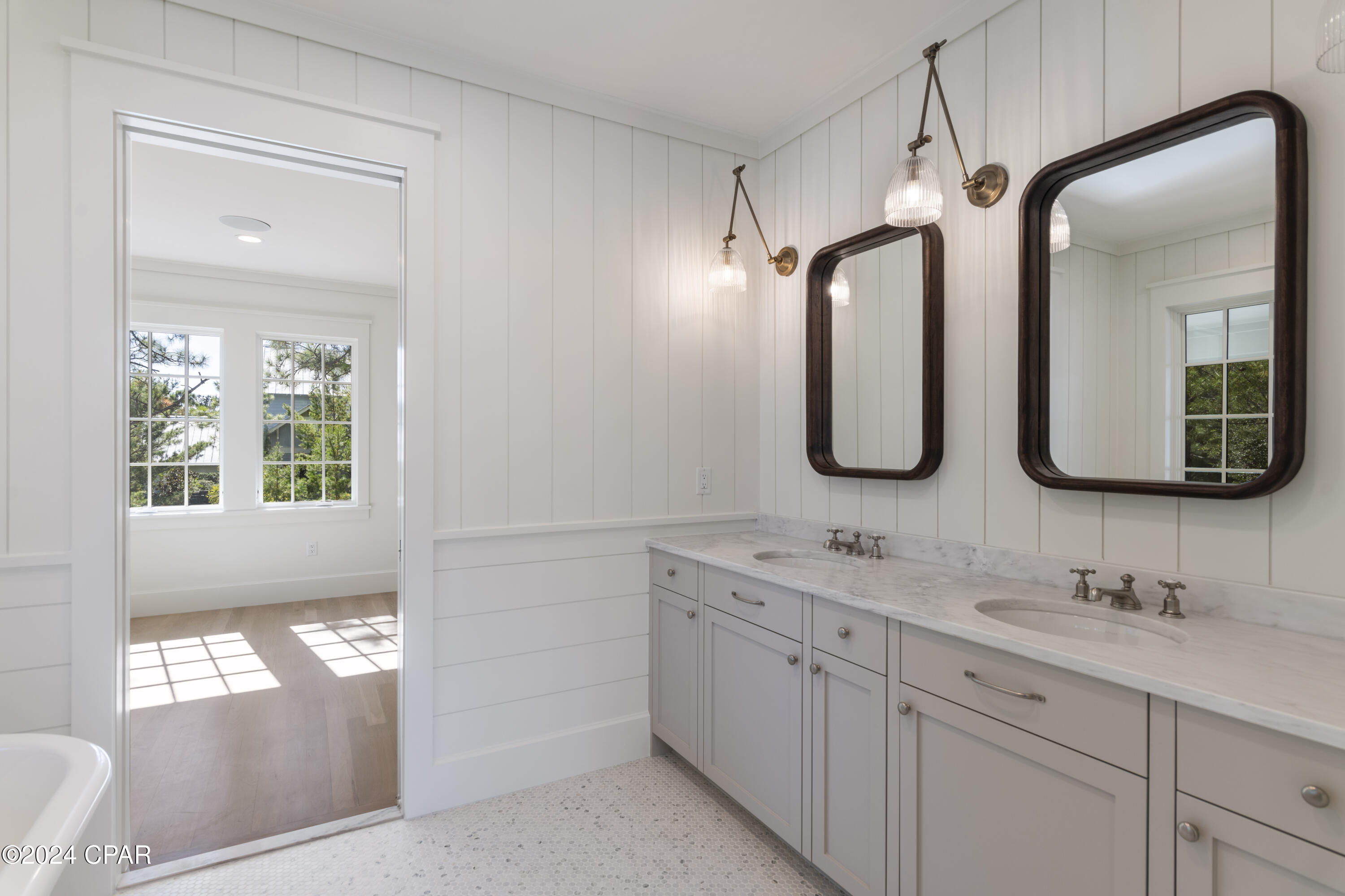 Forest Lakes - Residential