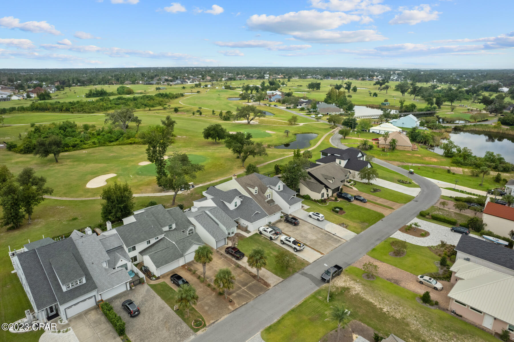 Tropical Bay - Residential