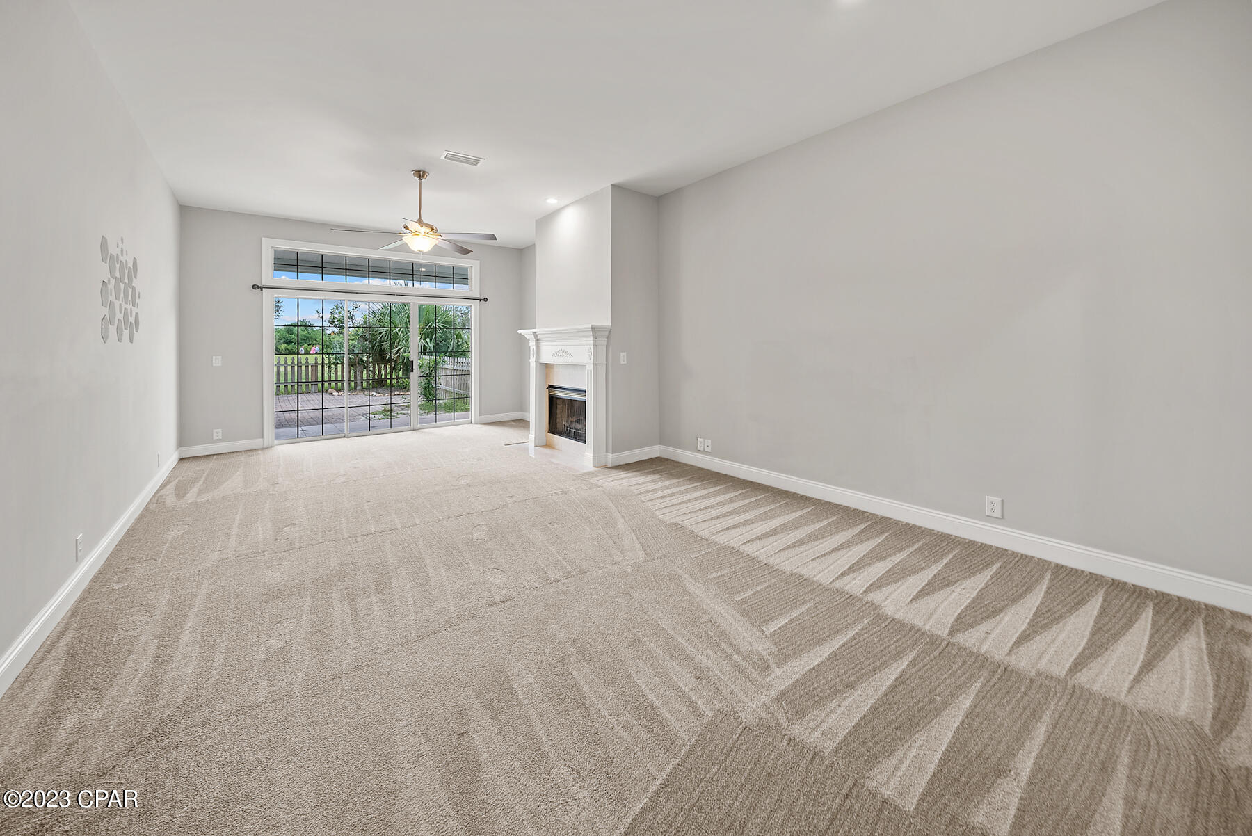 Tropical Bay - Residential