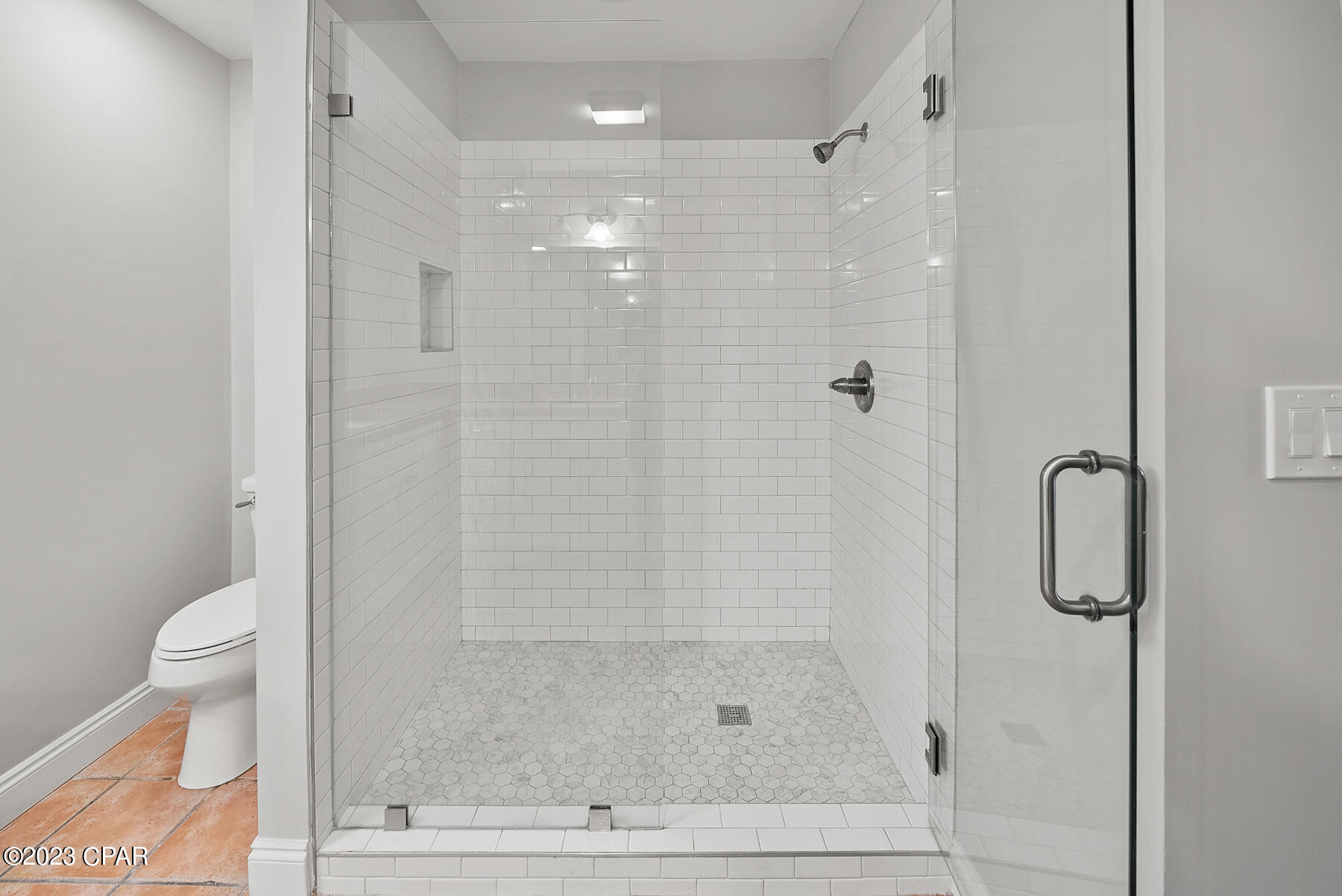 Tropical Bay - Residential