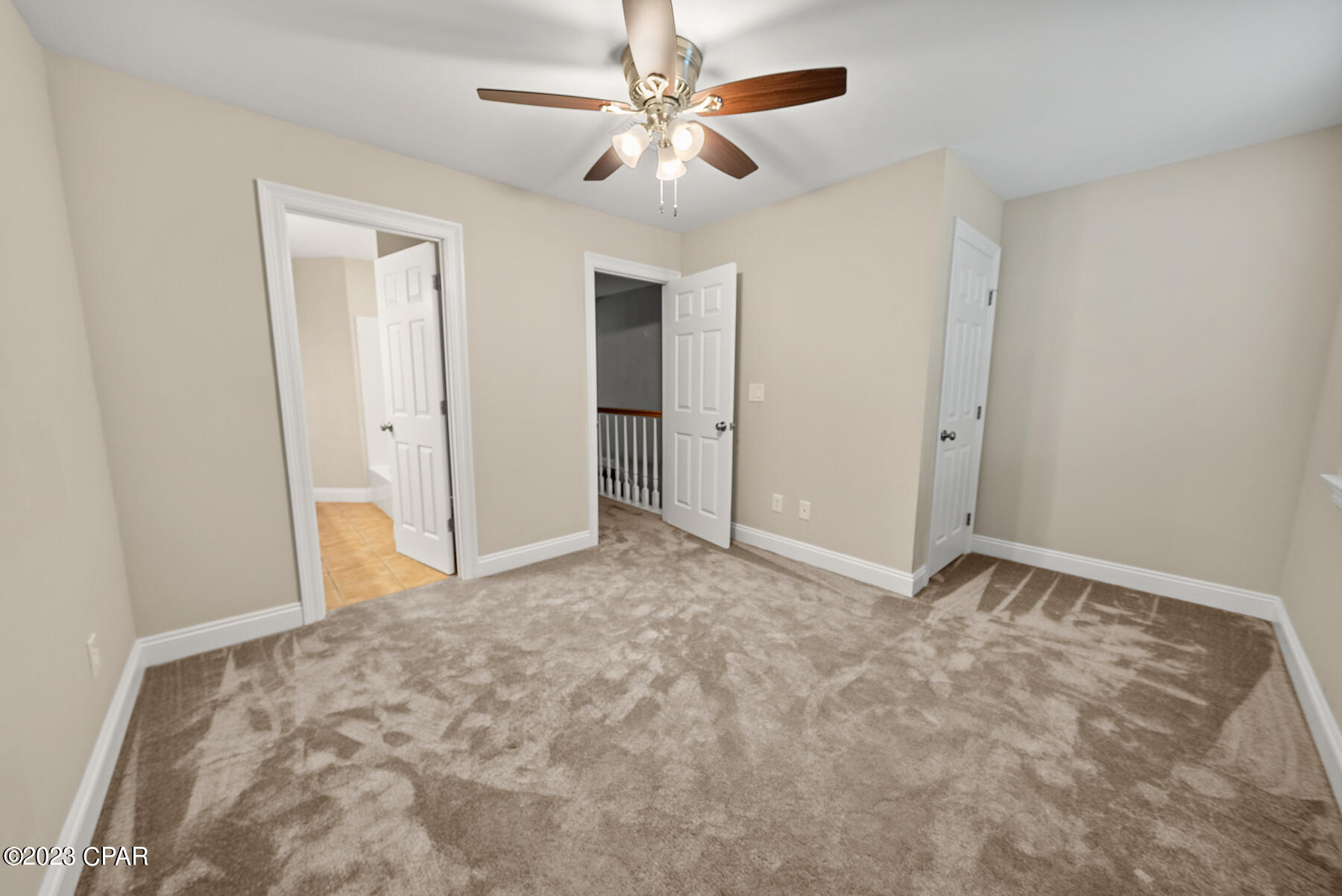 Tropical Bay - Residential