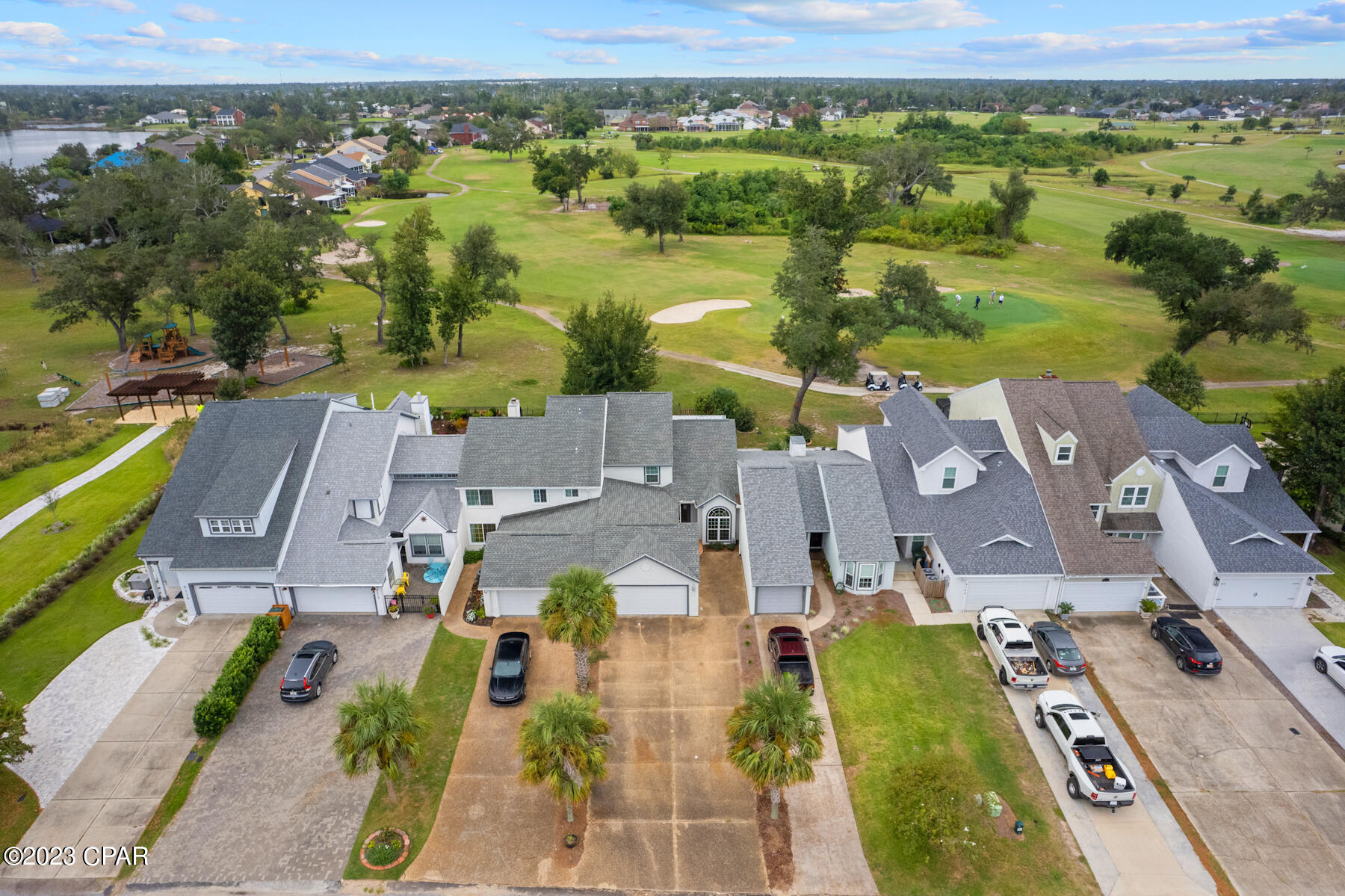 Tropical Bay - Residential