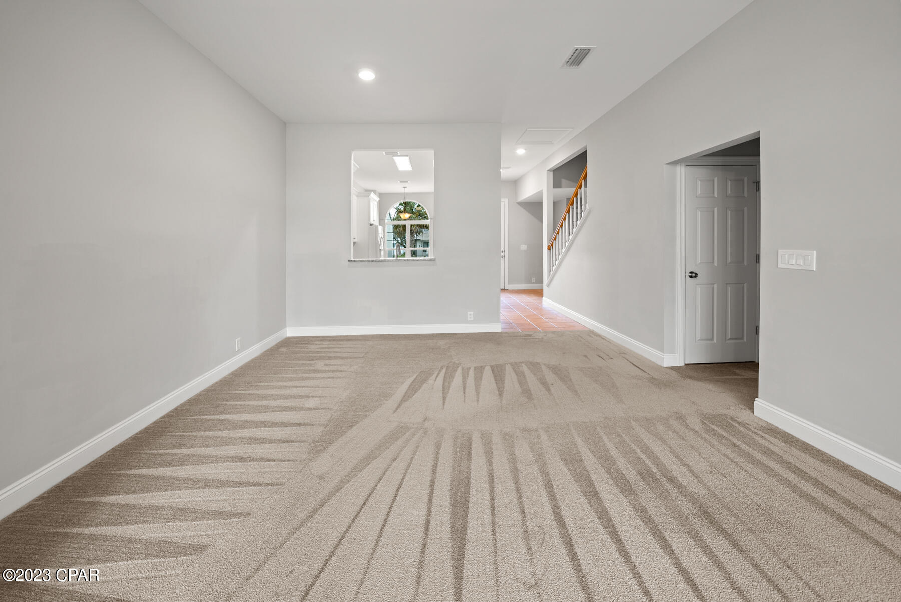 Tropical Bay - Residential