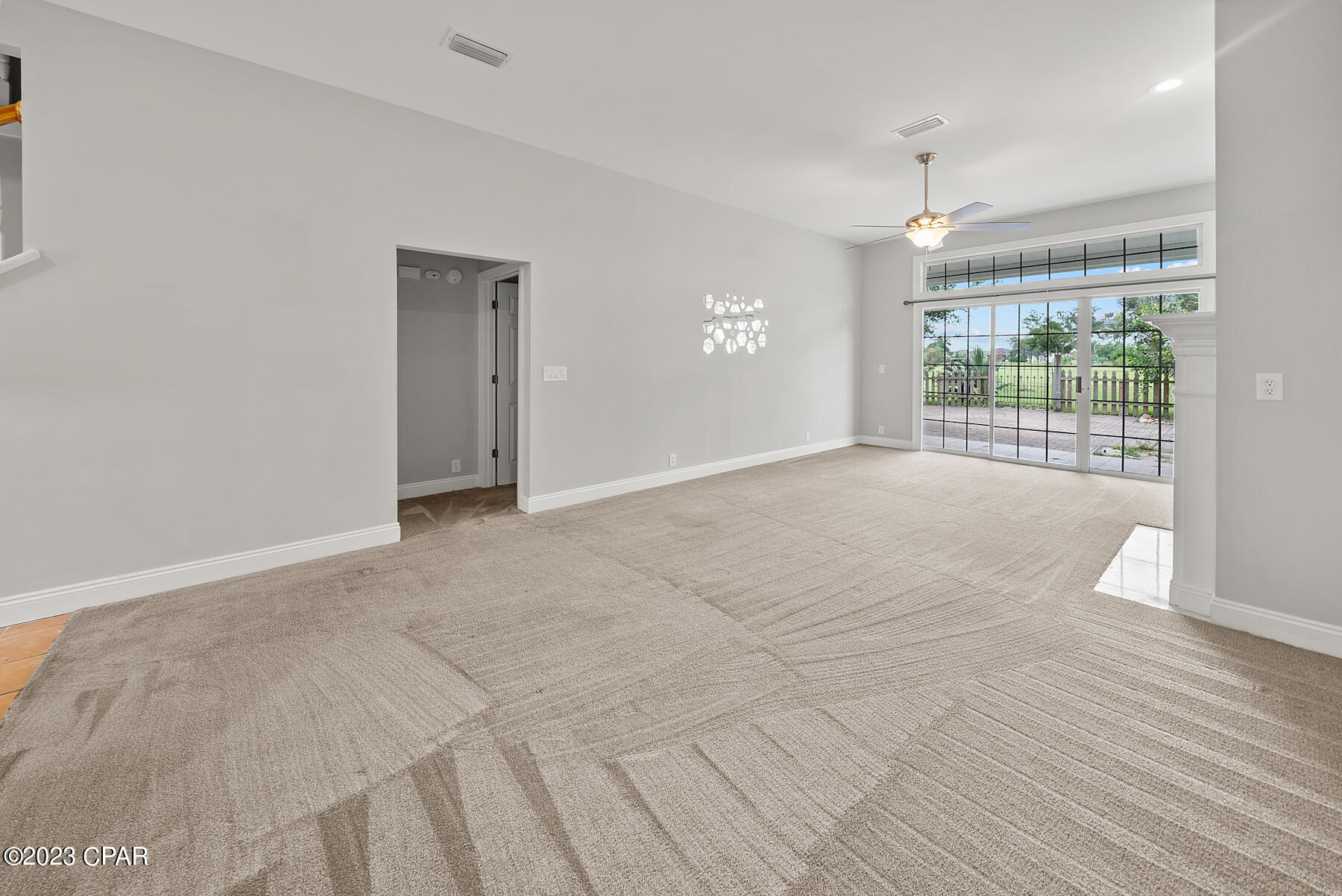 Tropical Bay - Residential