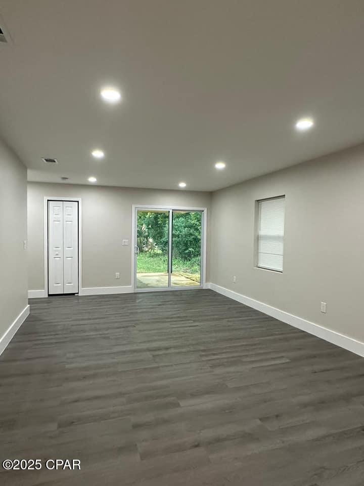 [No Recorded Subdiv] - Residential Lease