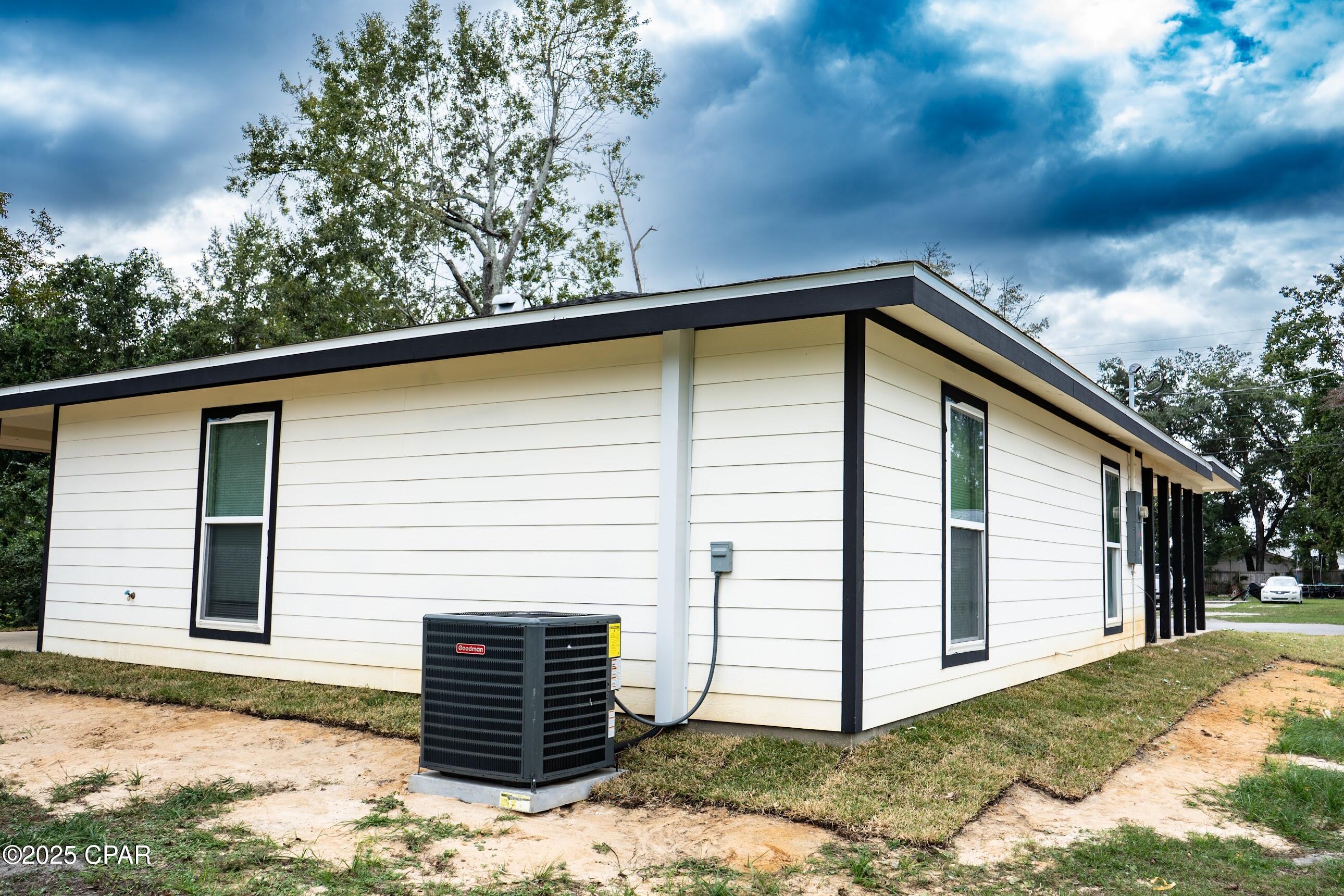 [No Recorded Subdiv] - Residential Lease