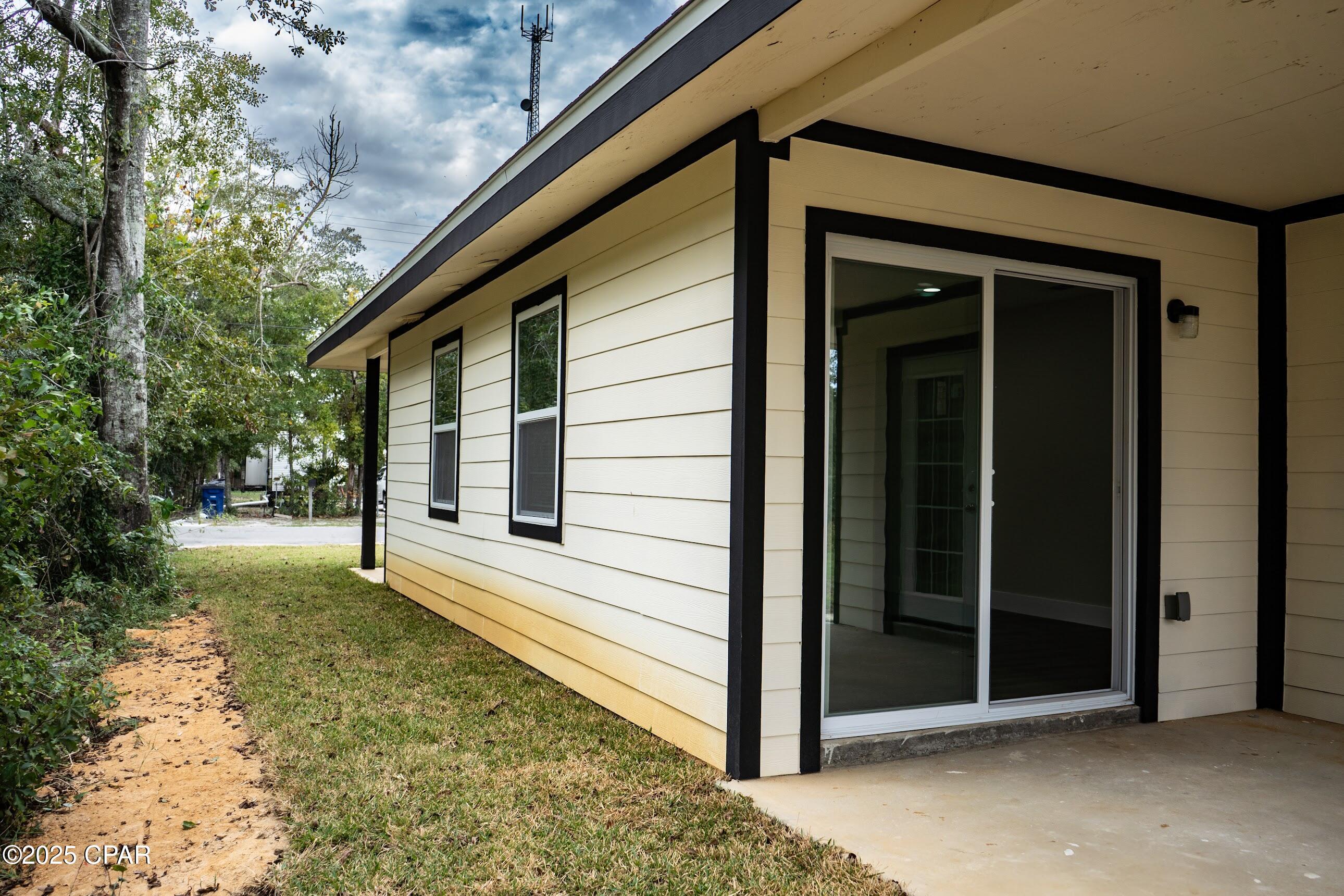 [No Recorded Subdiv] - Residential Lease