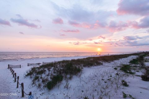 A home in Mexico Beach